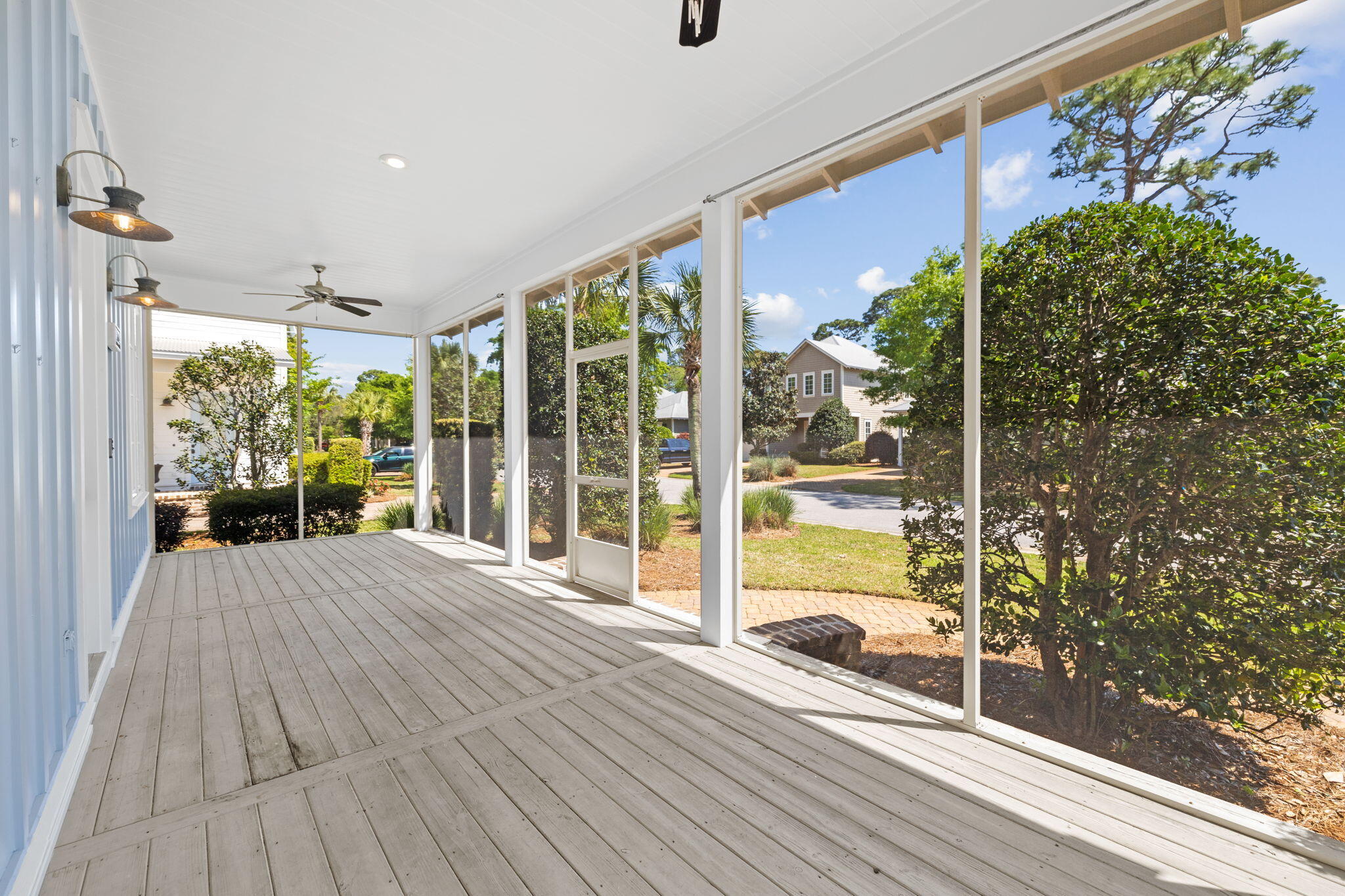 CARSON OAKS - Residential