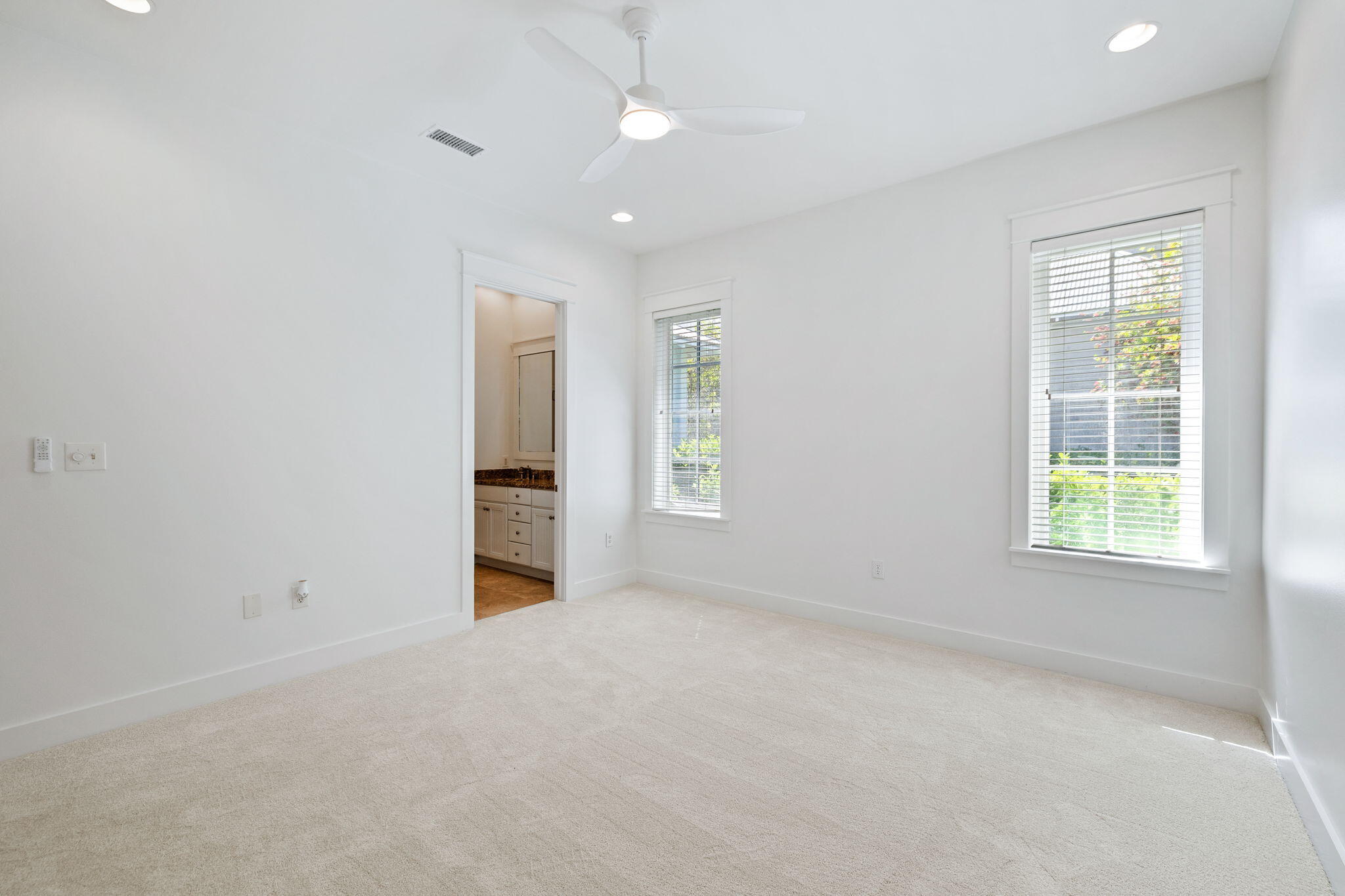 CARSON OAKS - Residential