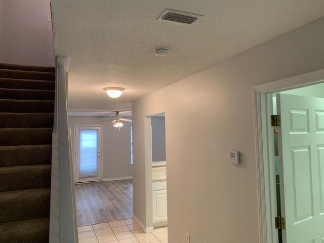 OAK PARK TOWNHOMES - Residential Lease