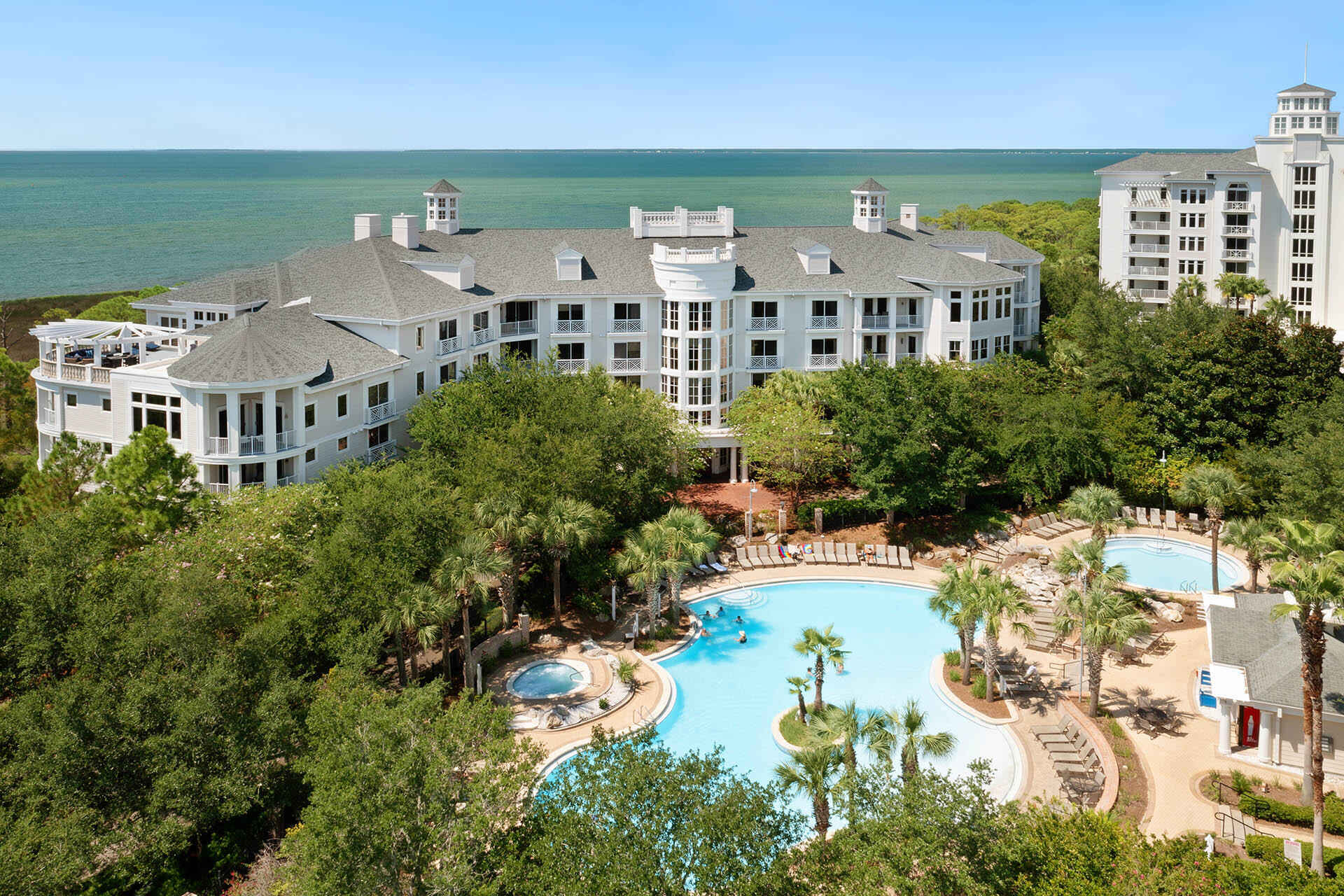 BAHIA CONDO - Residential