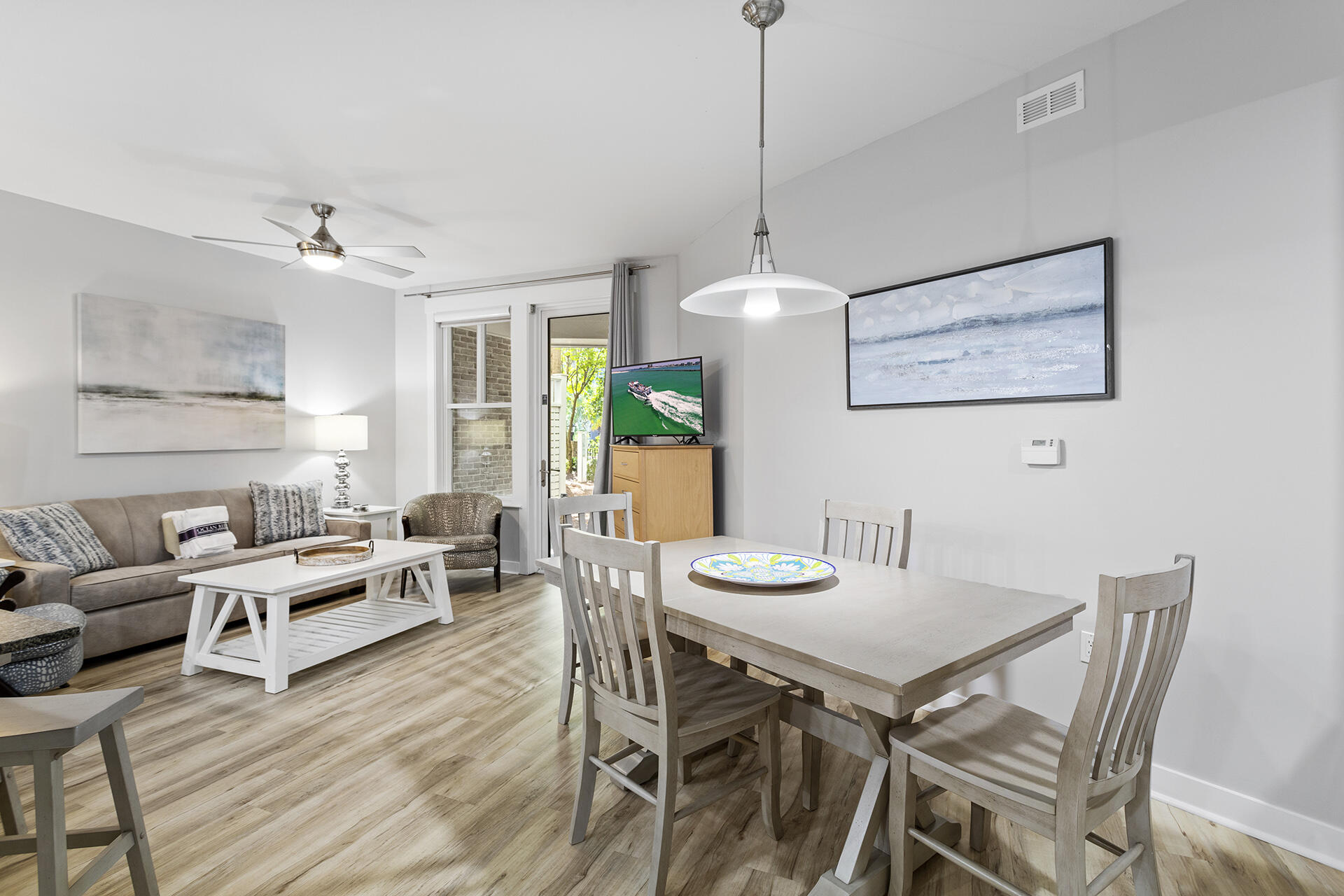 BAHIA CONDO - Residential