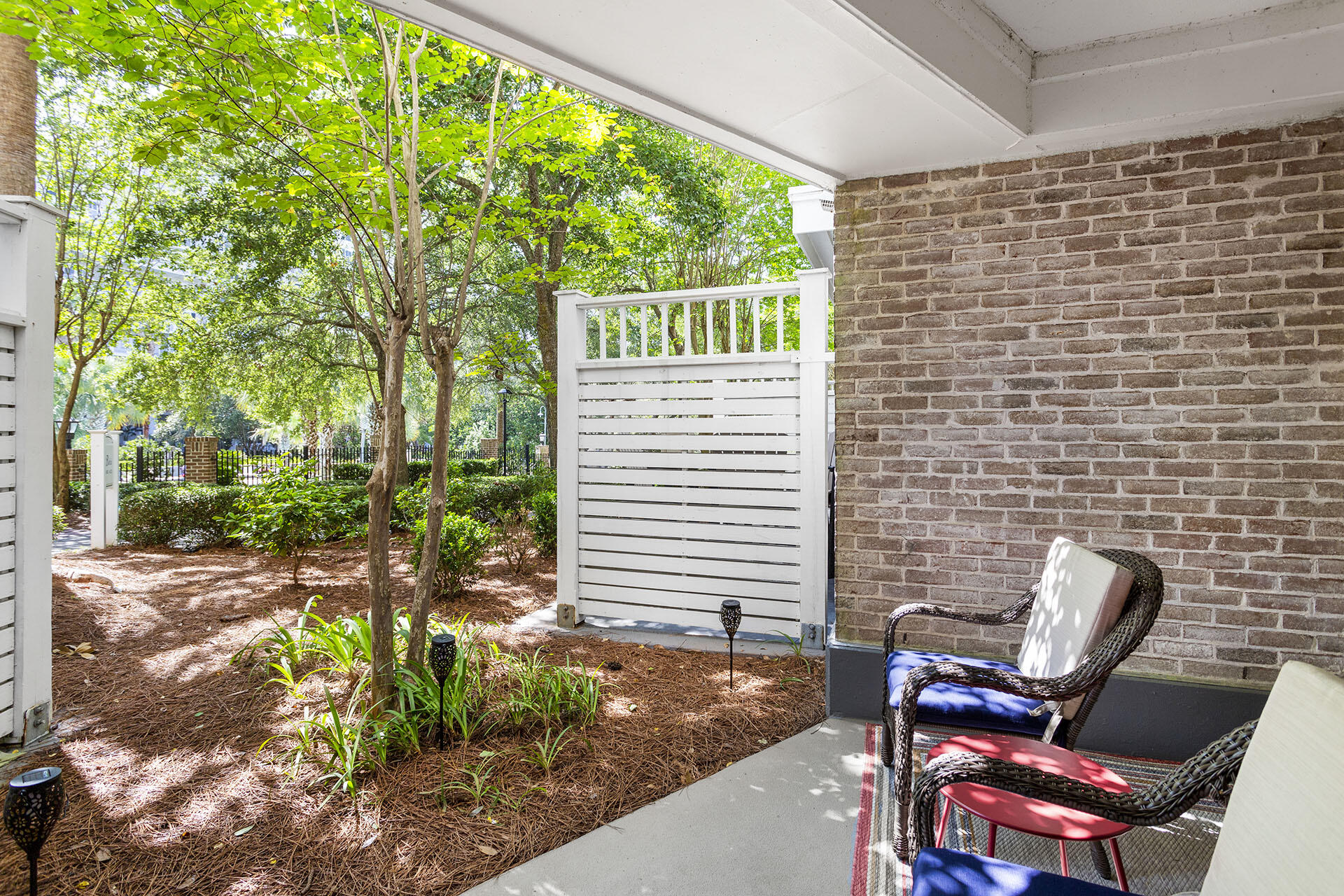 BAHIA CONDO - Residential