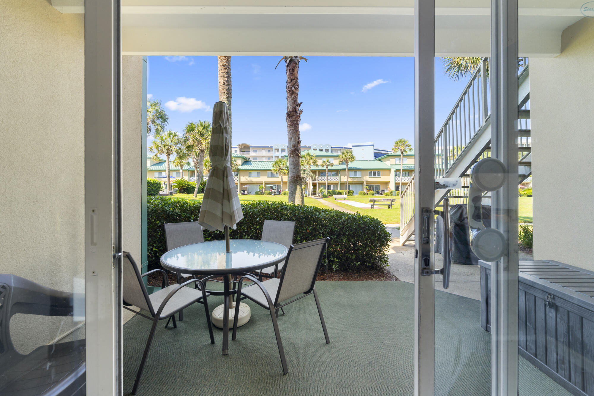 SEASPRAY CONDO - Residential