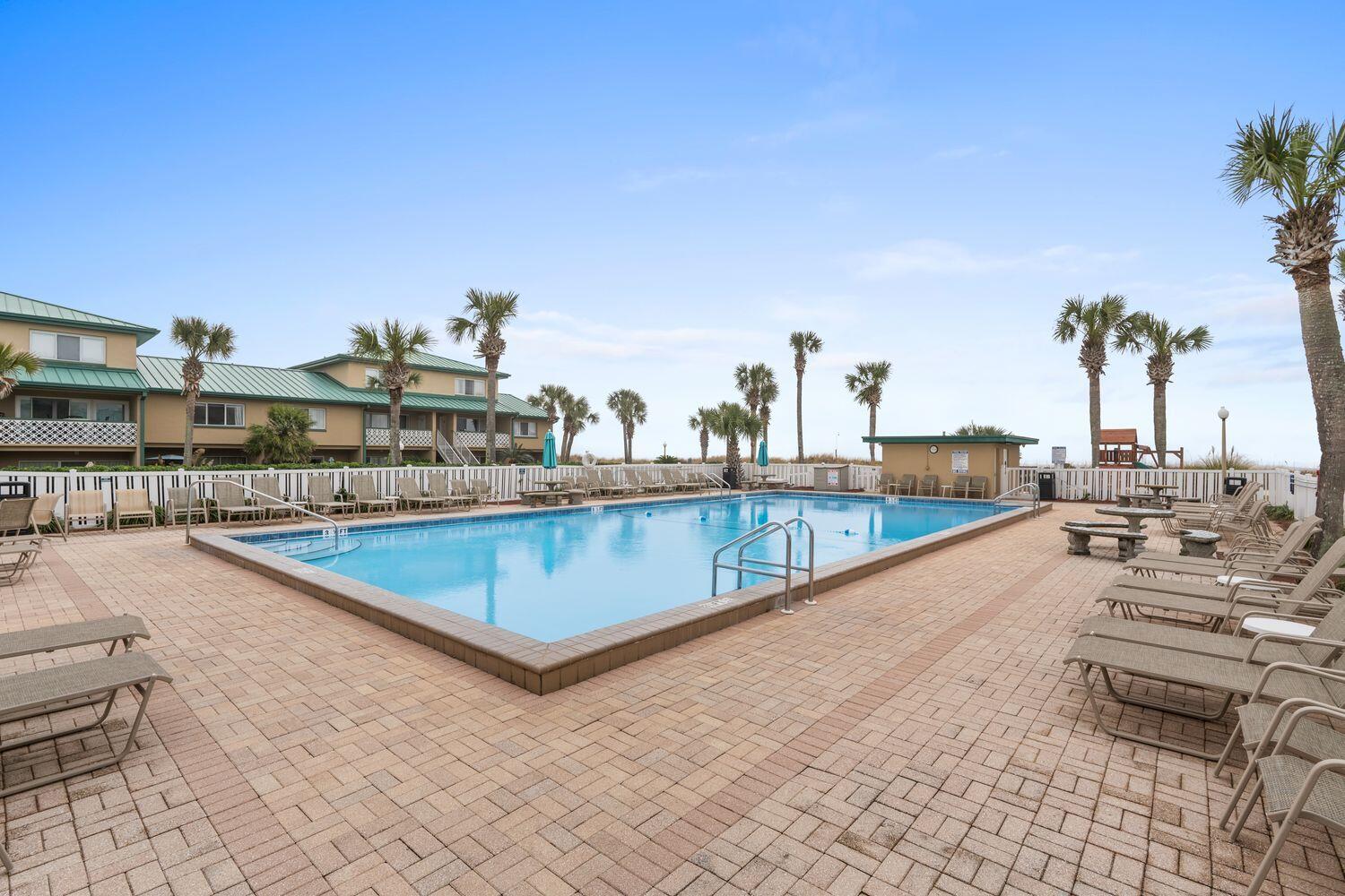 SEASPRAY CONDO - Residential