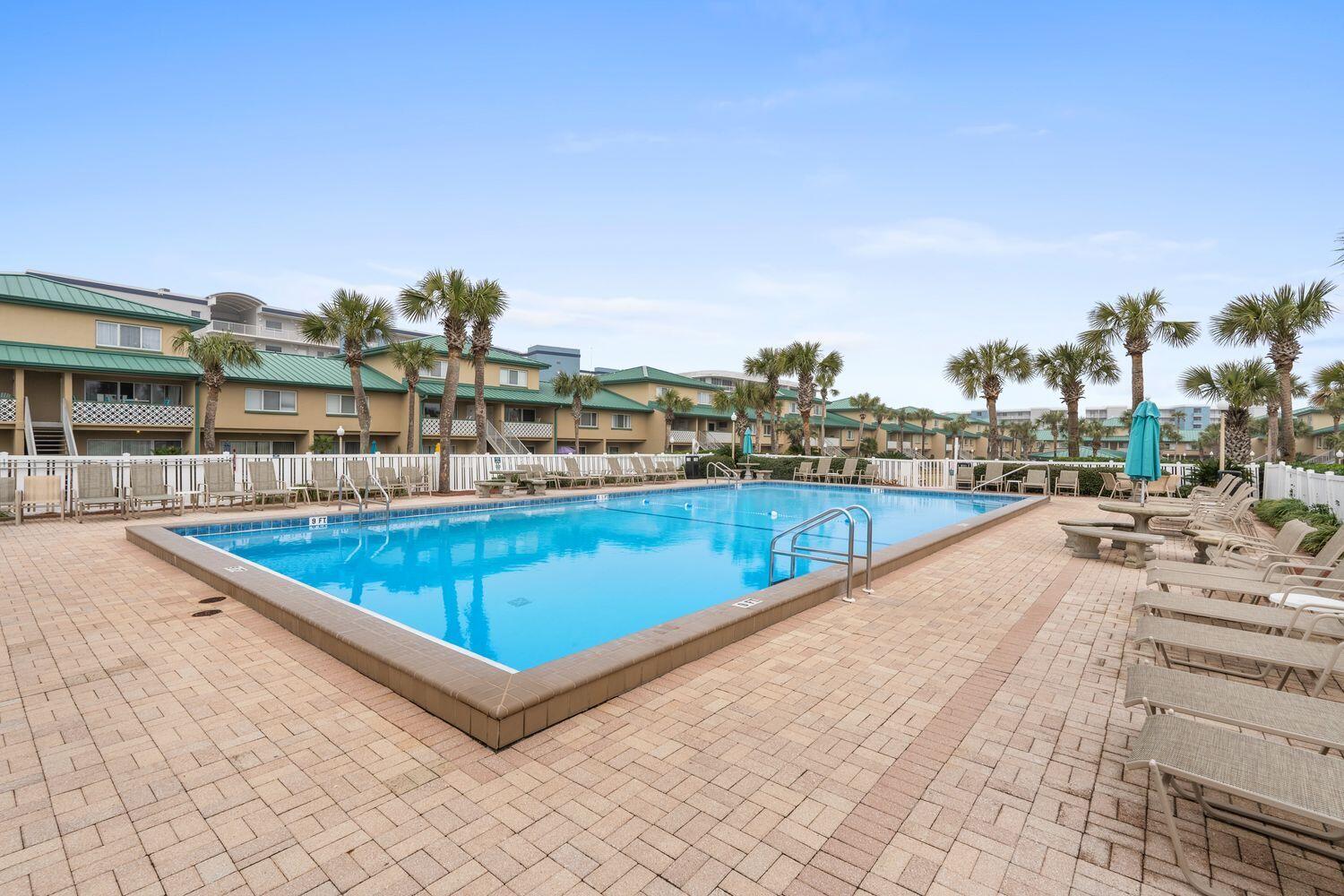 SEASPRAY CONDO - Residential