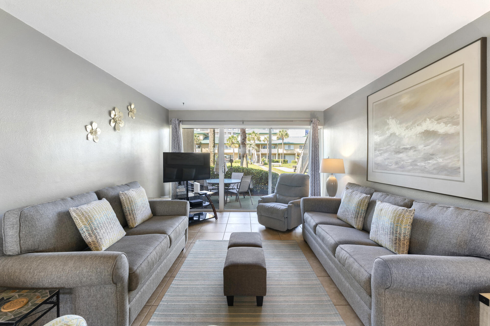 SEASPRAY CONDO - Residential