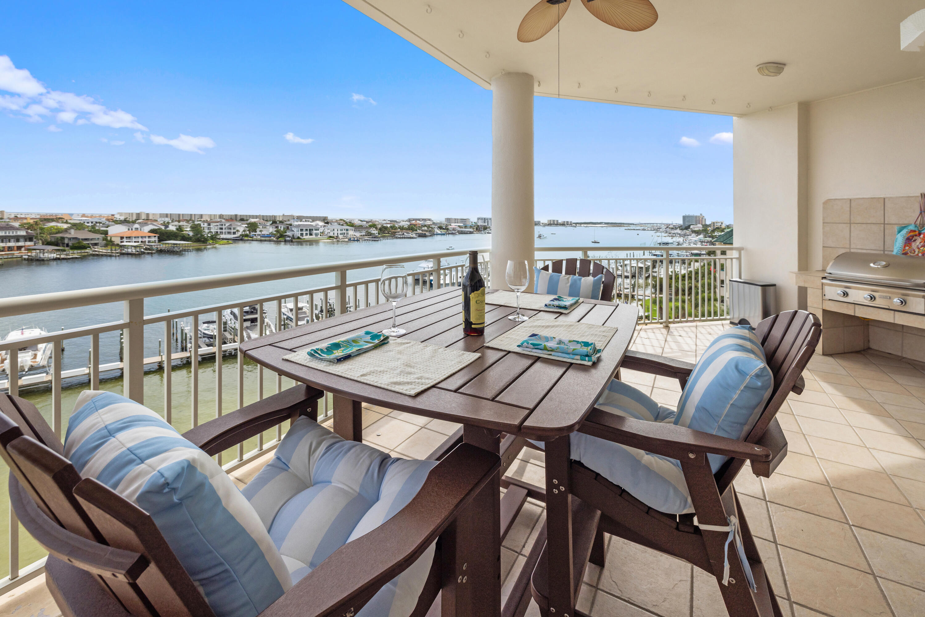 GRAND HARBOR - Residential