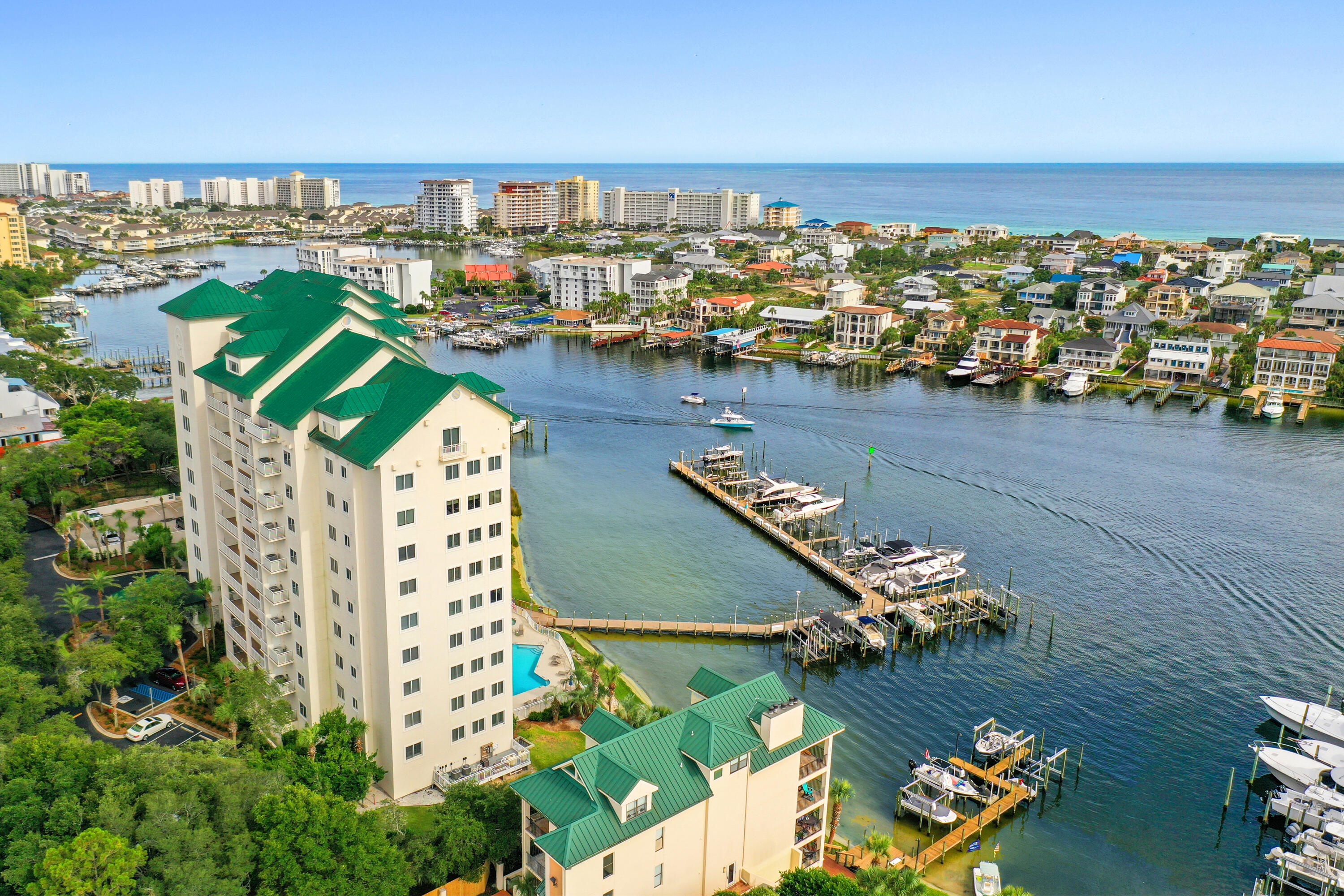GRAND HARBOR - Residential