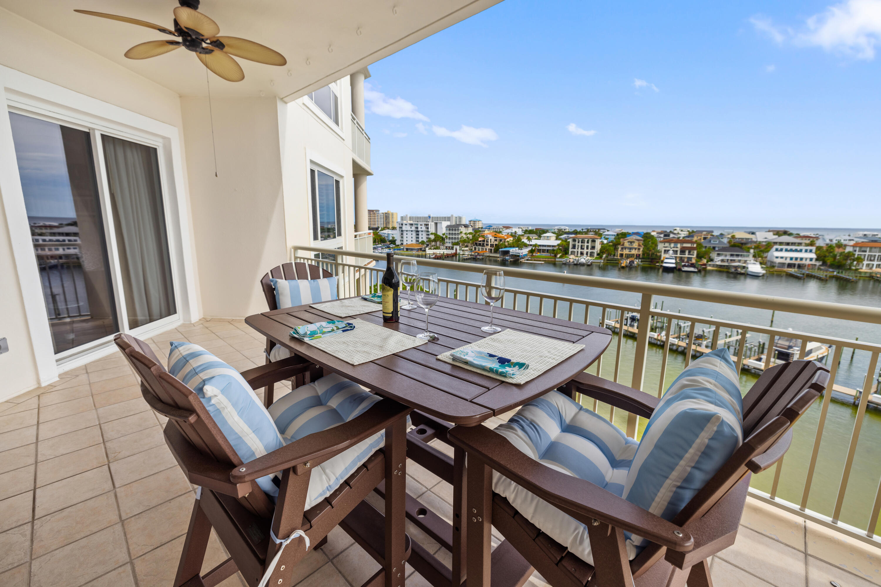 GRAND HARBOR - Residential