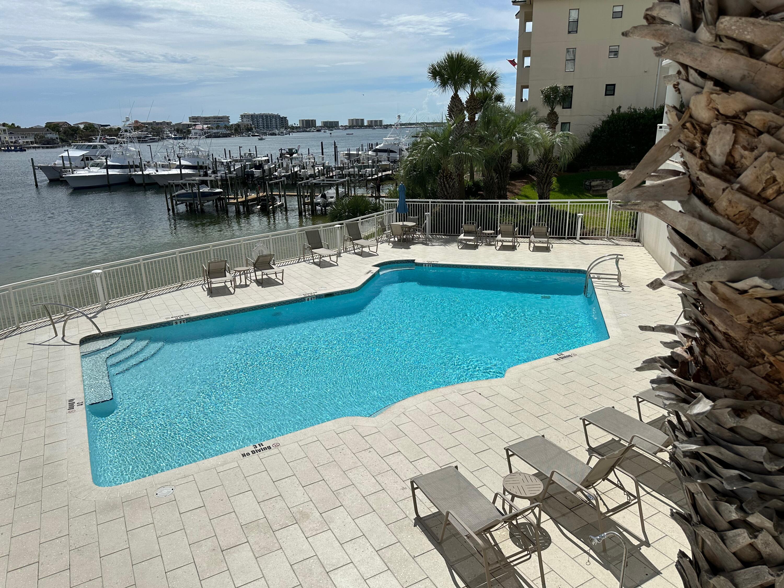 GRAND HARBOR - Residential