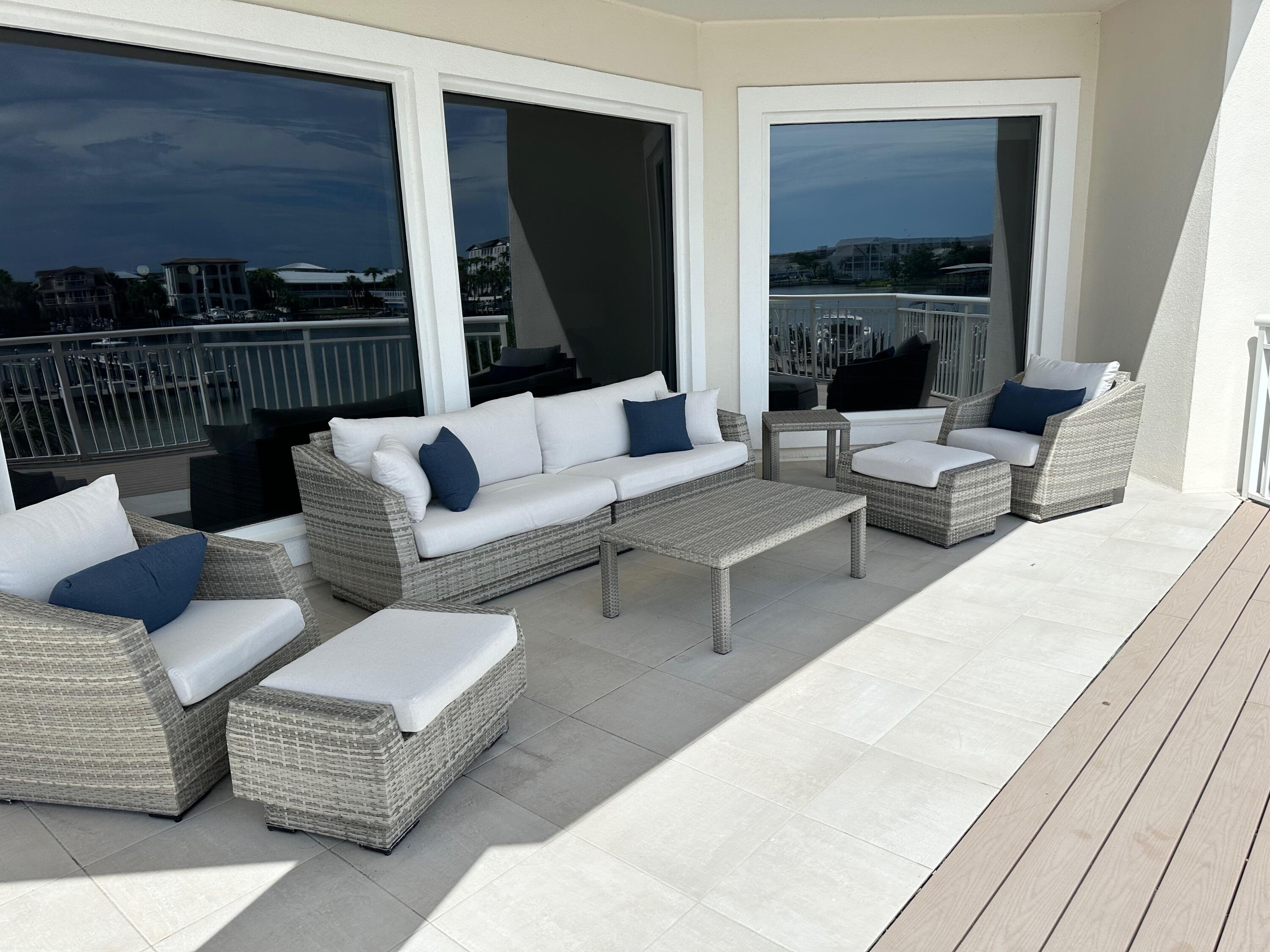 GRAND HARBOR - Residential
