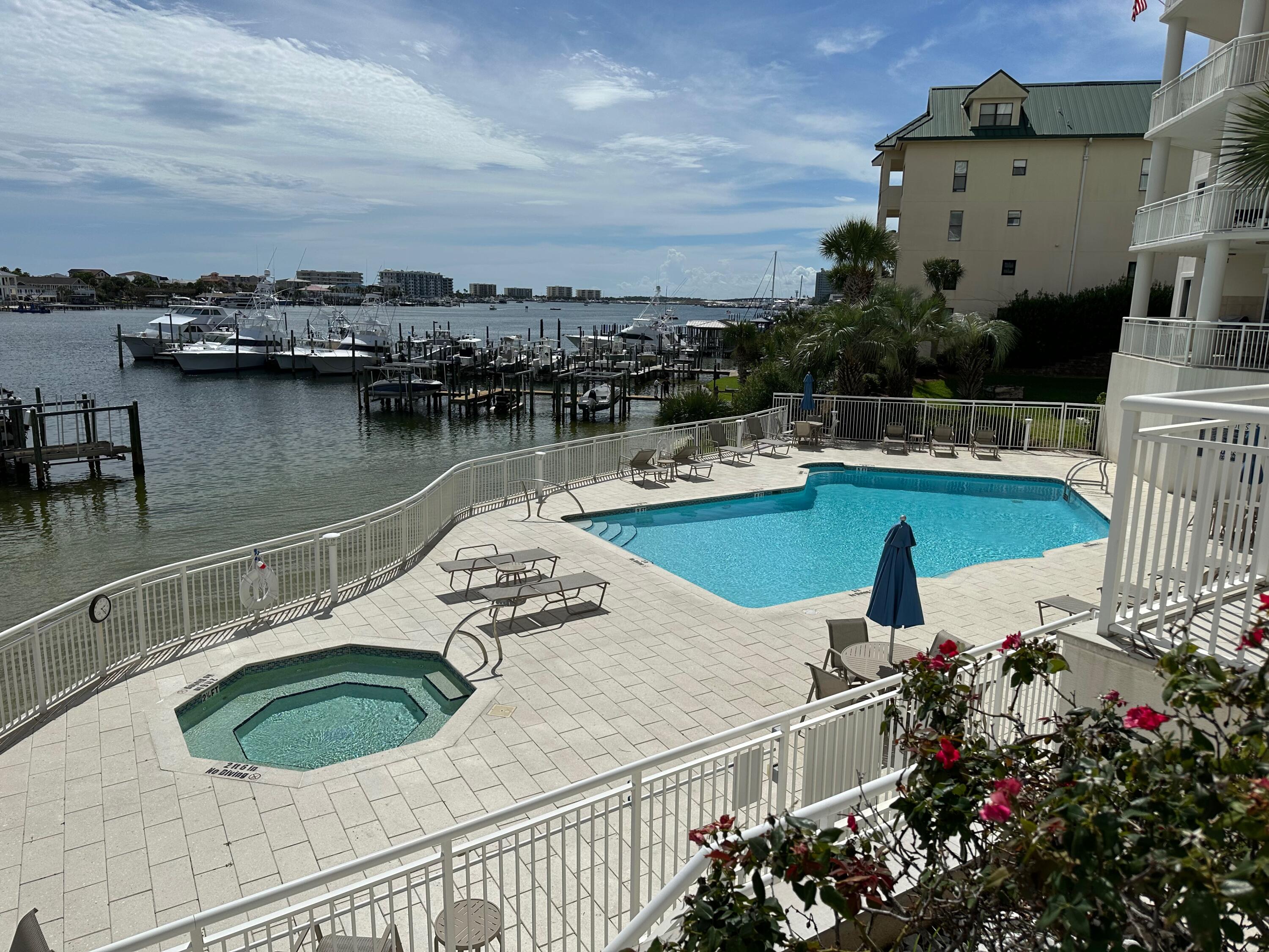 GRAND HARBOR - Residential