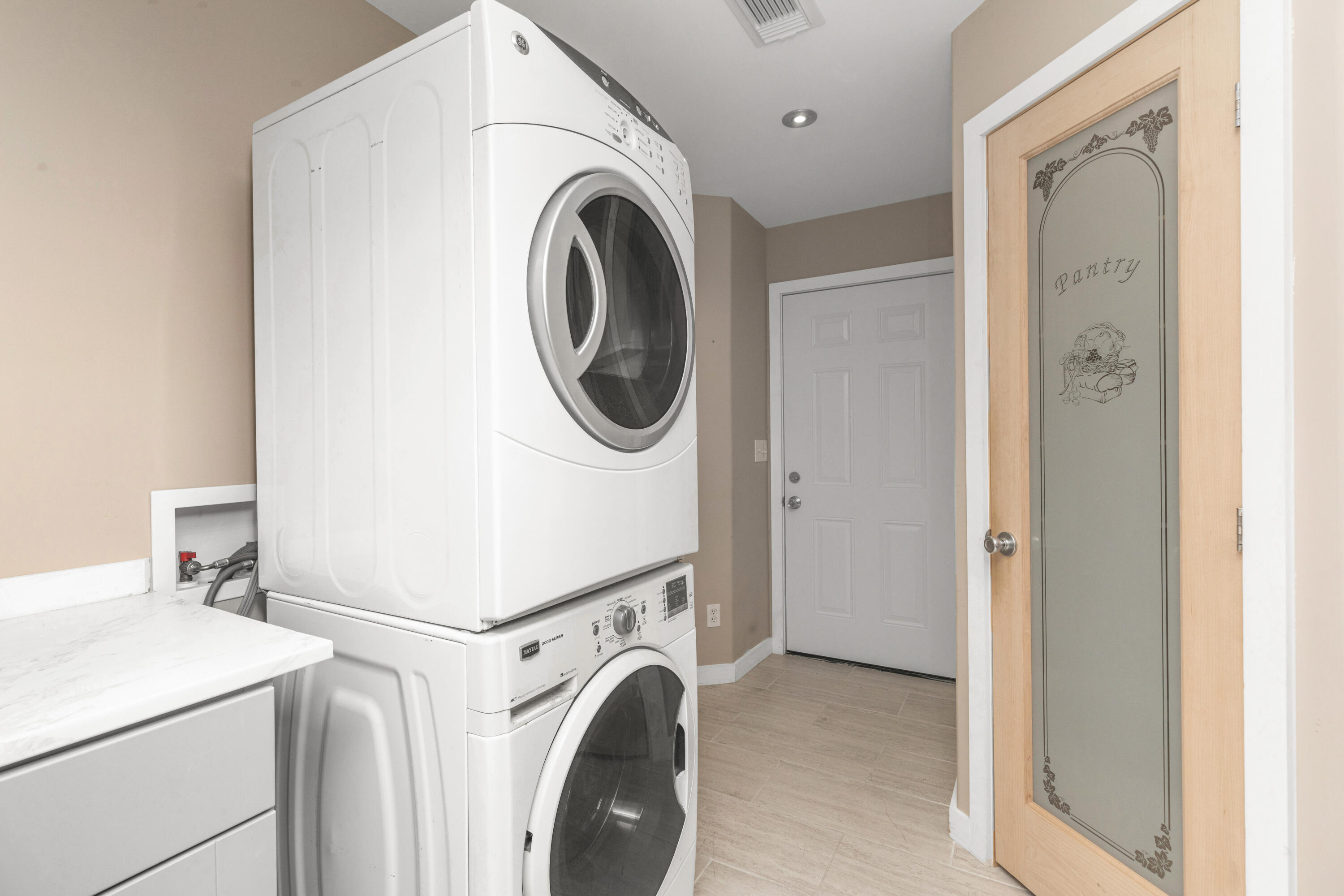 ORION LAKE - Residential