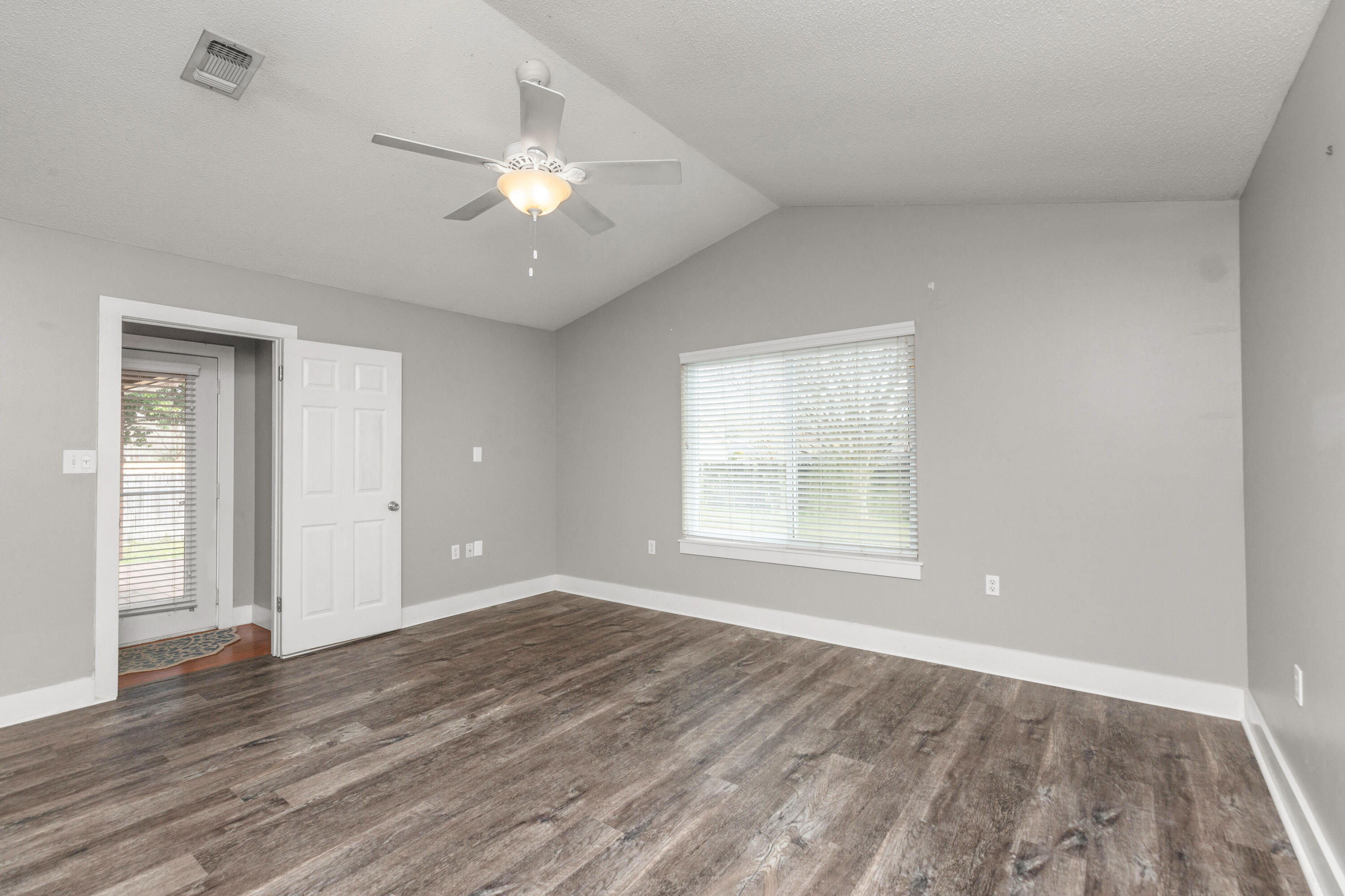 ORION LAKE - Residential