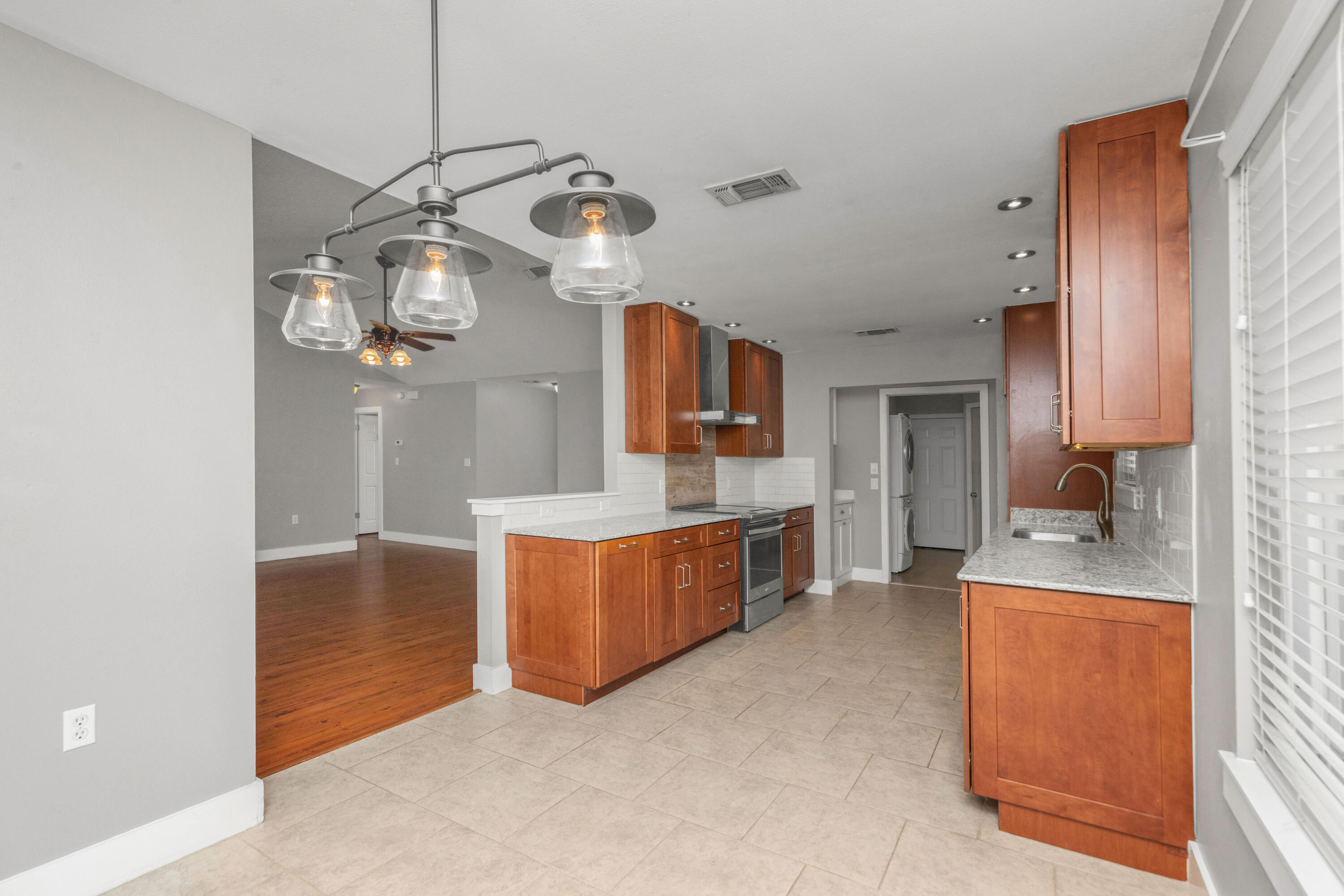 ORION LAKE - Residential