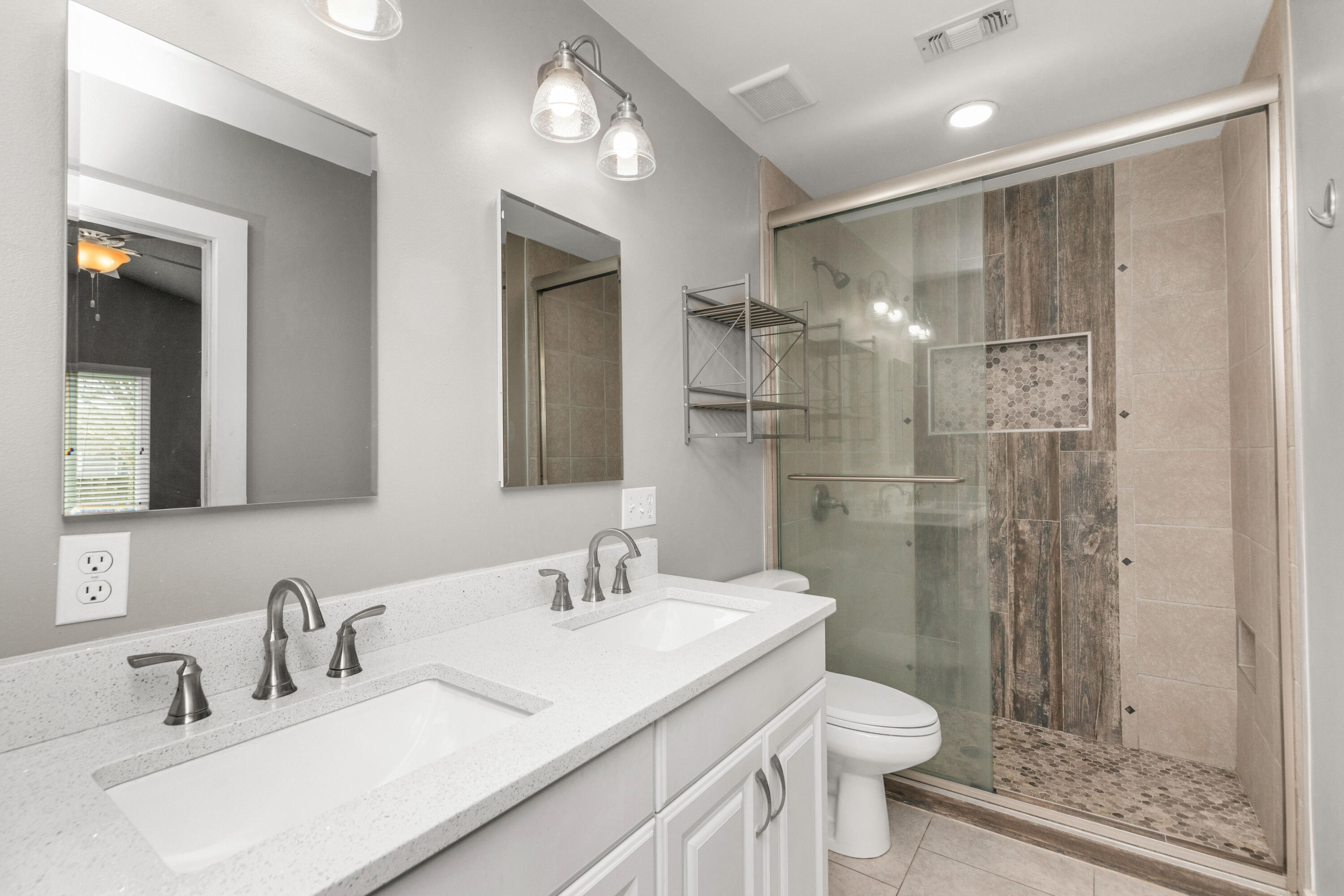 ORION LAKE - Residential