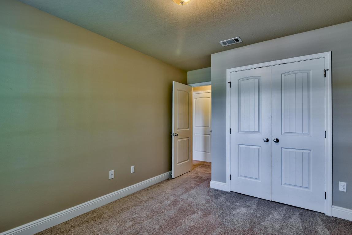 WATER OAKS T/H - Residential