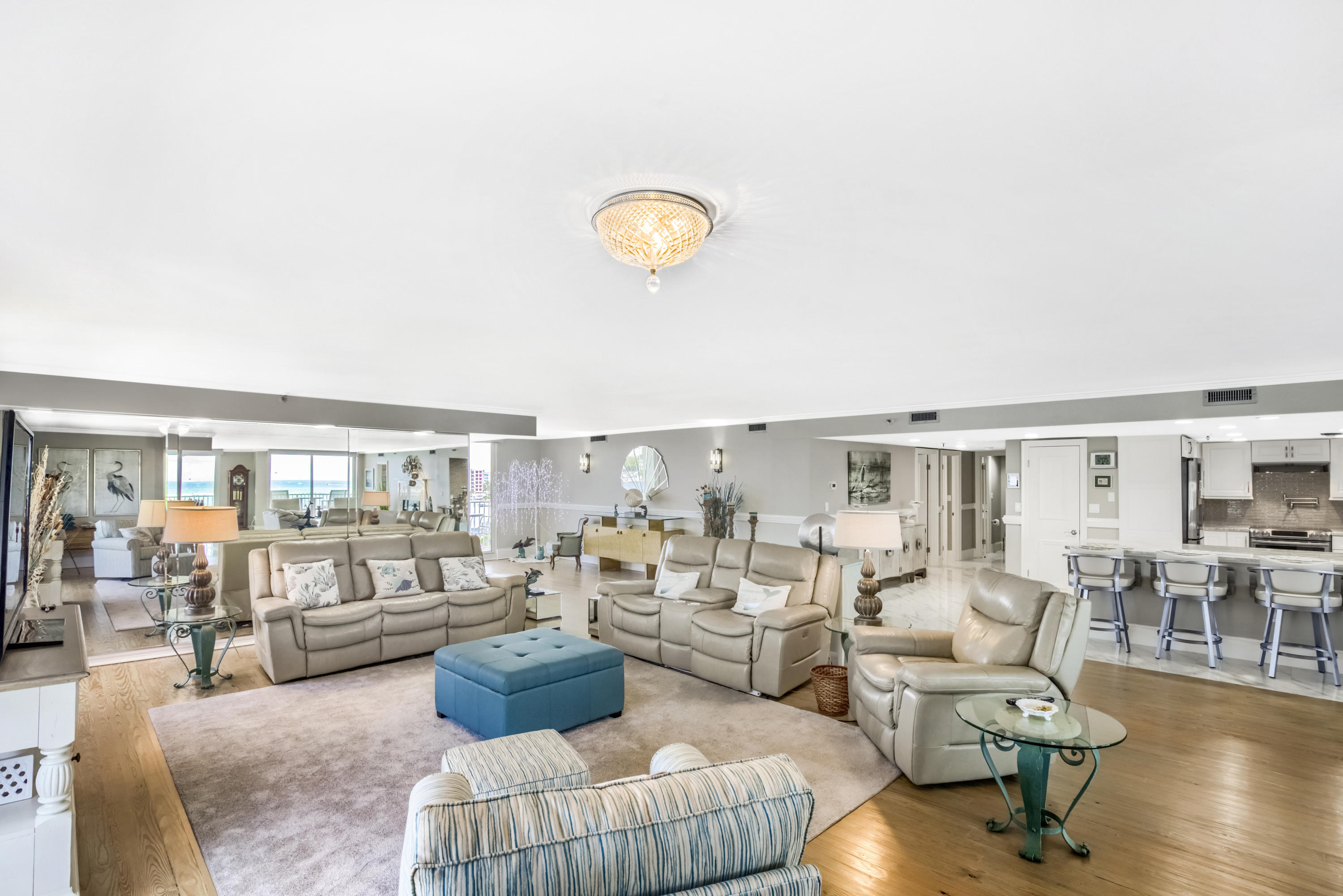 WATERVIEW TOWERS - Residential