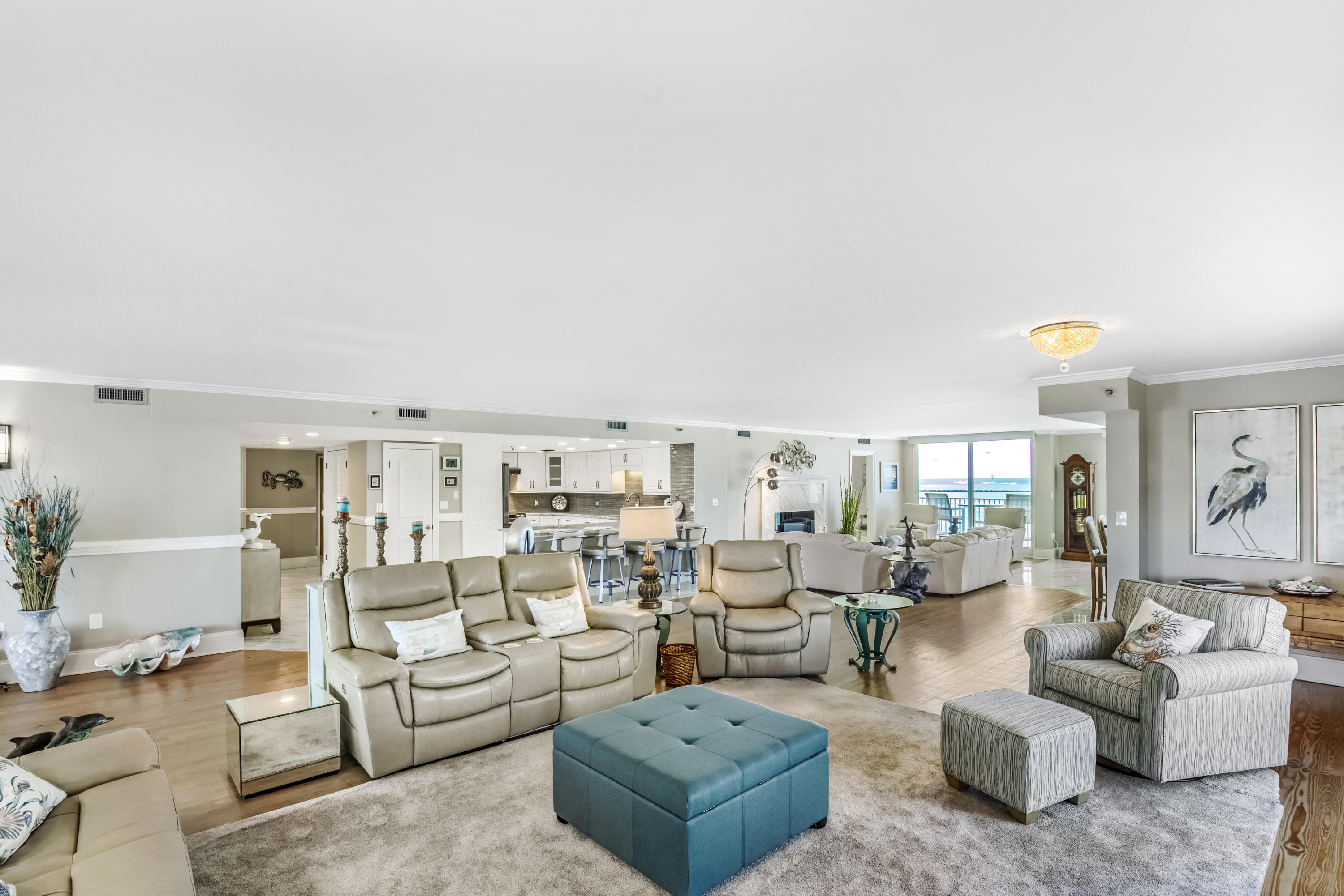 WATERVIEW TOWERS - Residential