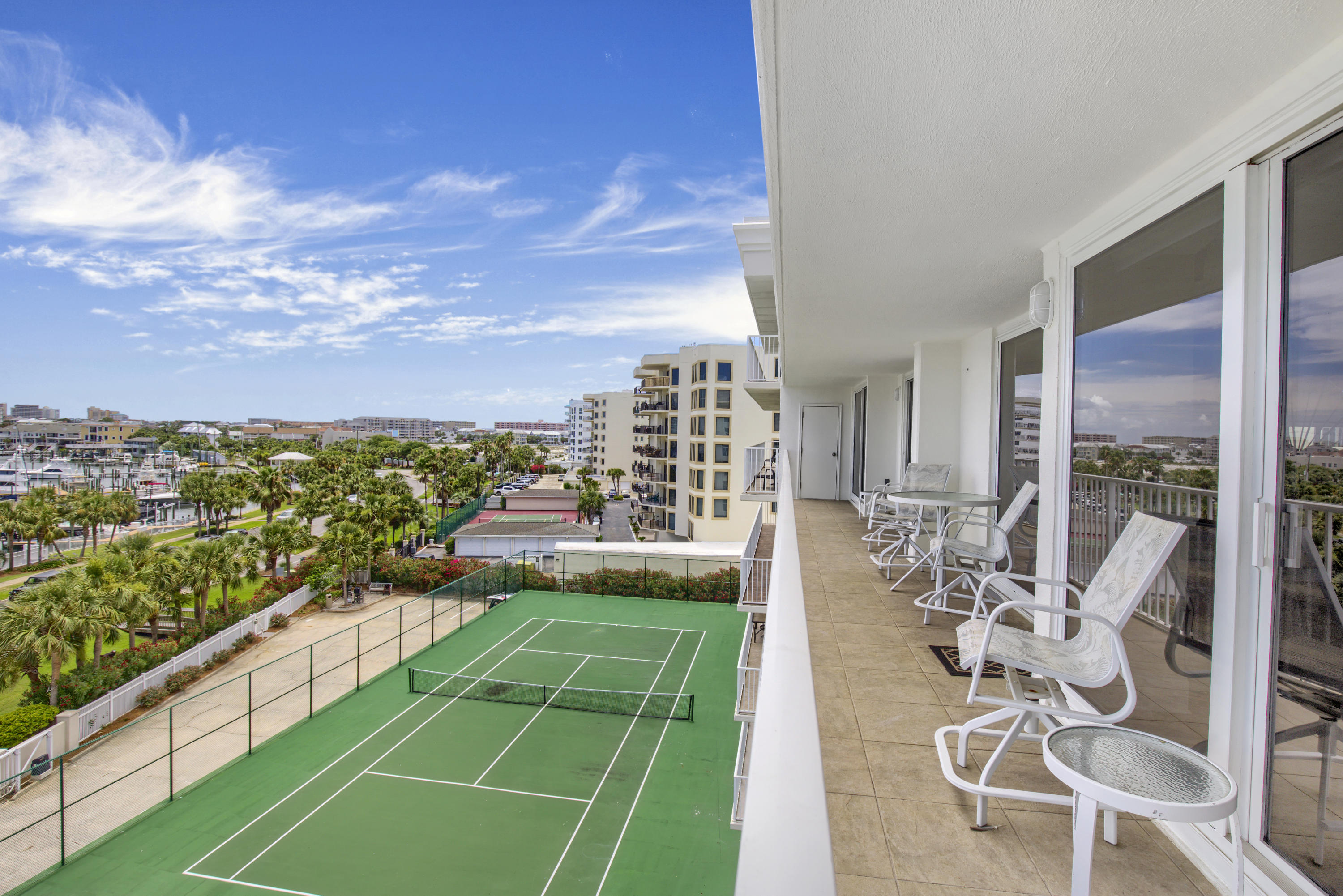 WATERVIEW TOWERS - Residential