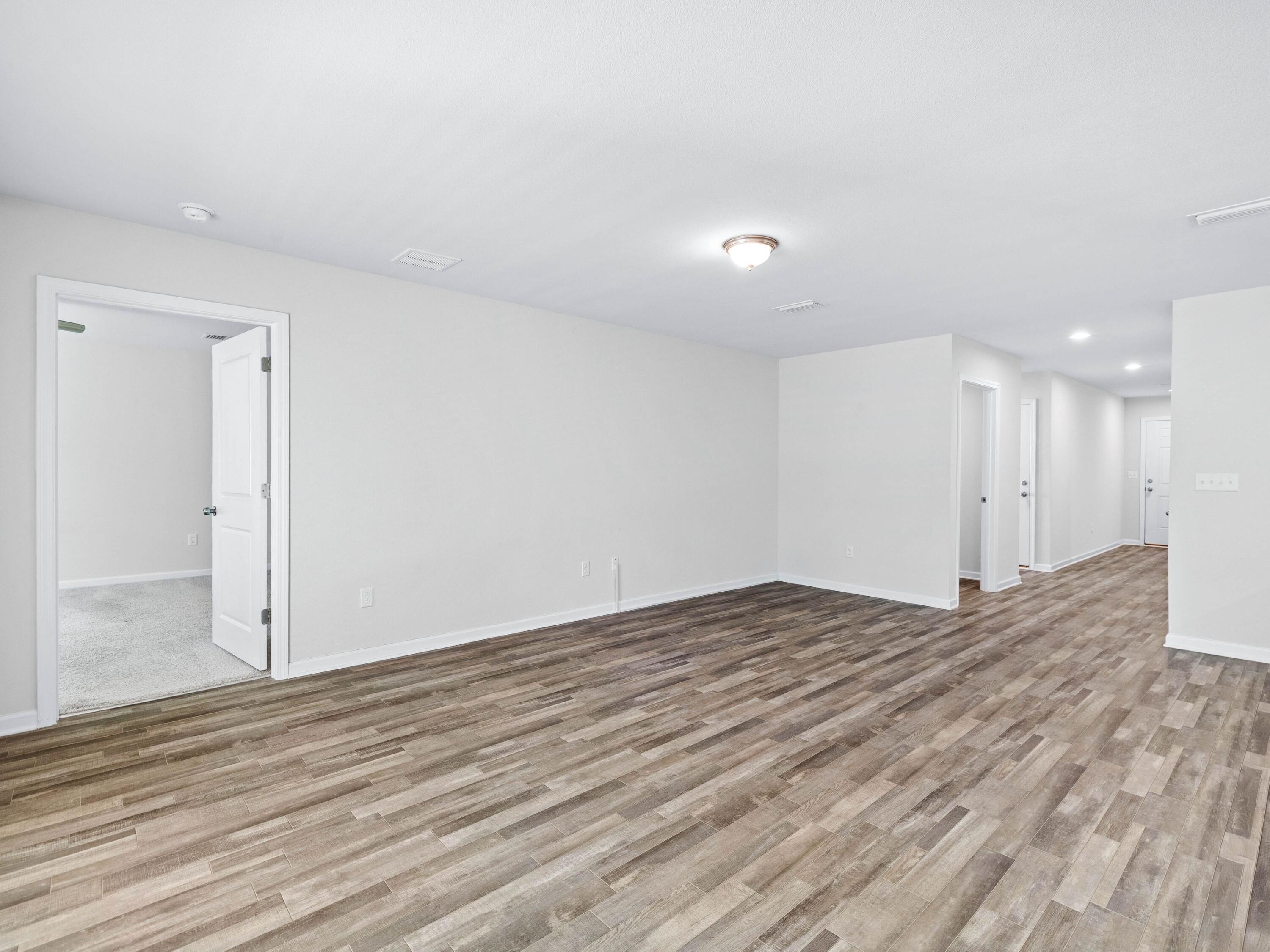 CROSS CREEK ESTATES - Residential