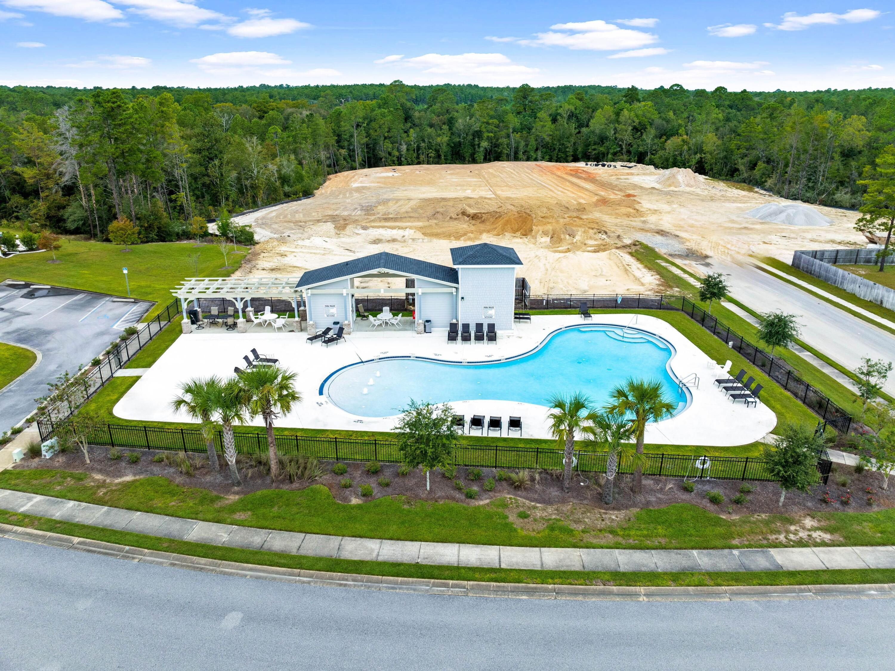 CROSS CREEK ESTATES - Residential