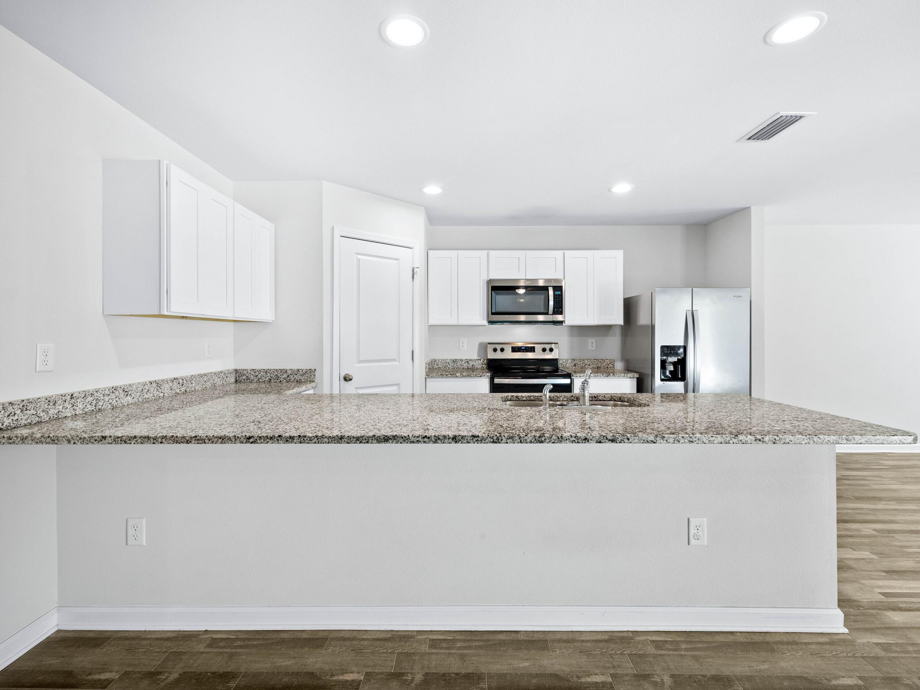 CROSS CREEK ESTATES - Residential