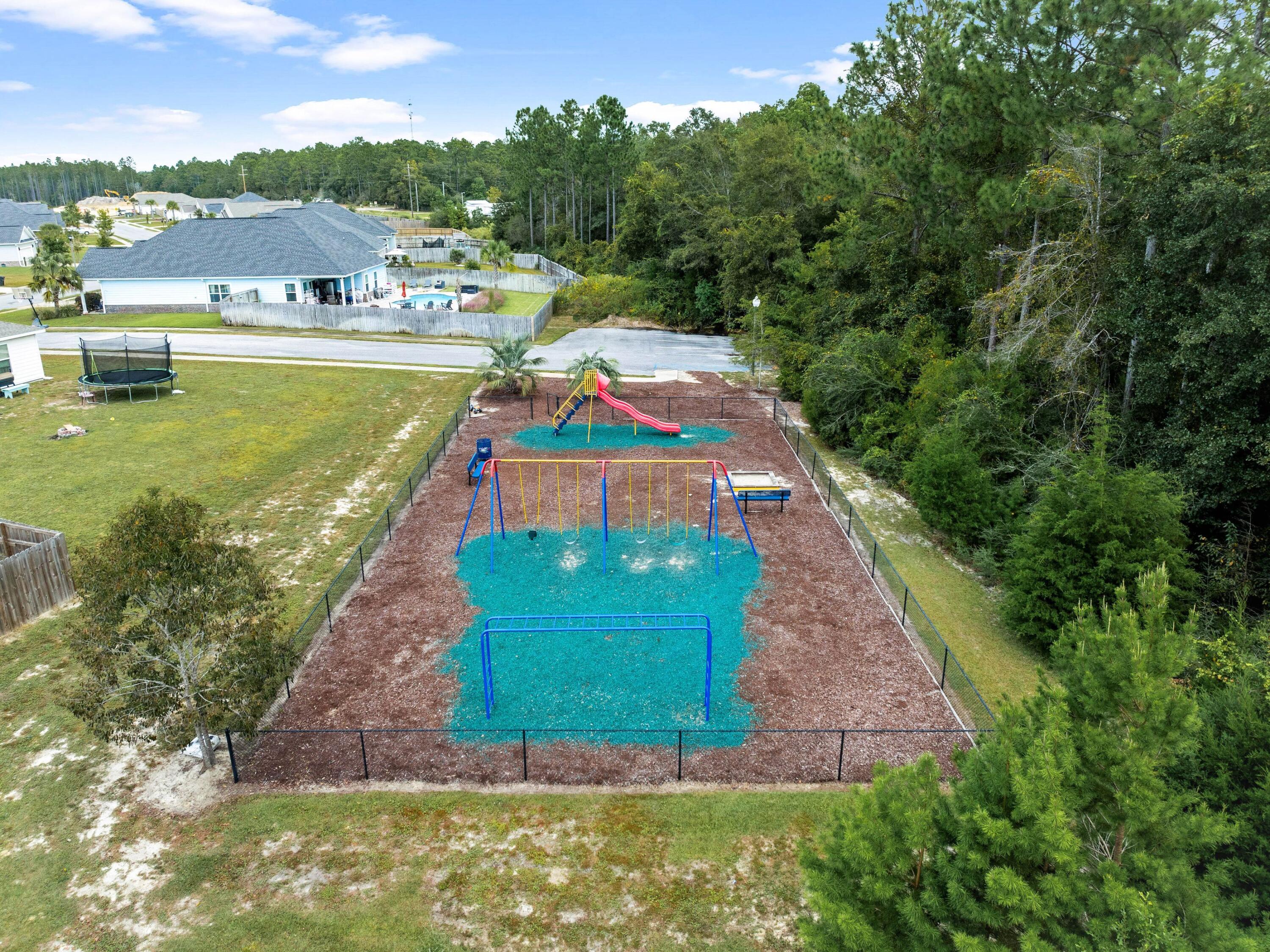 CROSS CREEK ESTATES - Residential