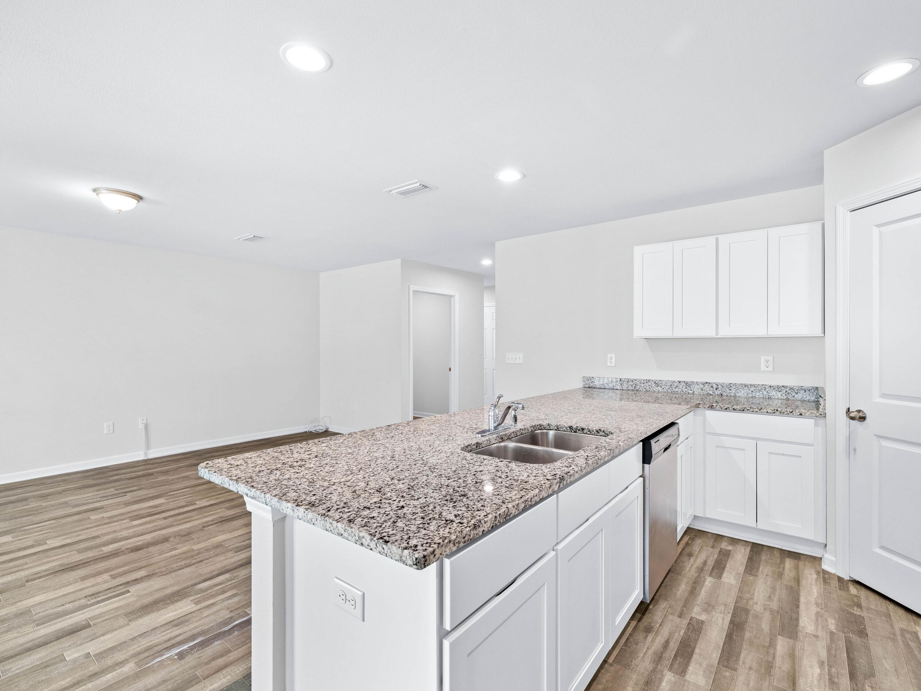 CROSS CREEK ESTATES - Residential