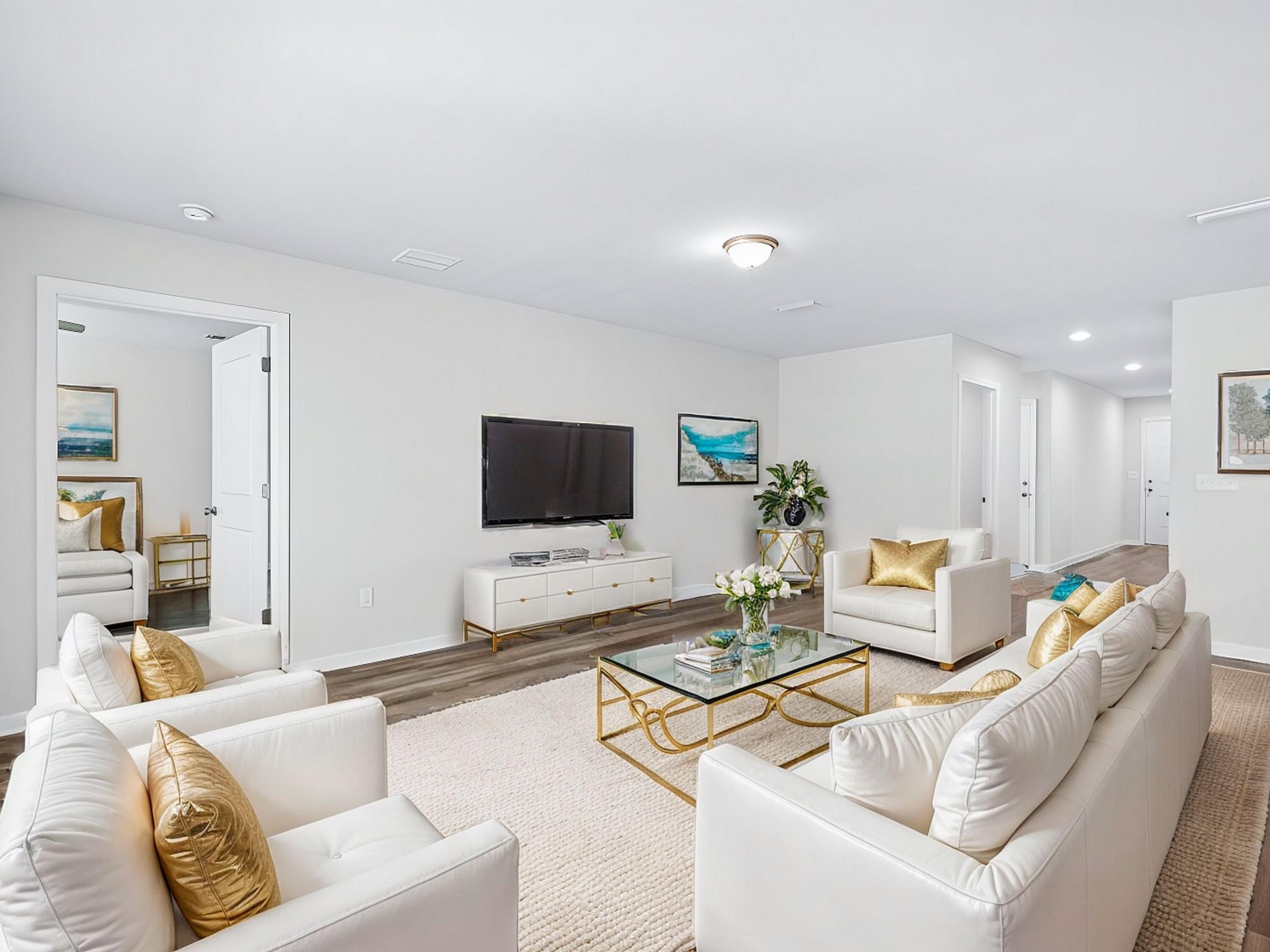 CROSS CREEK ESTATES - Residential