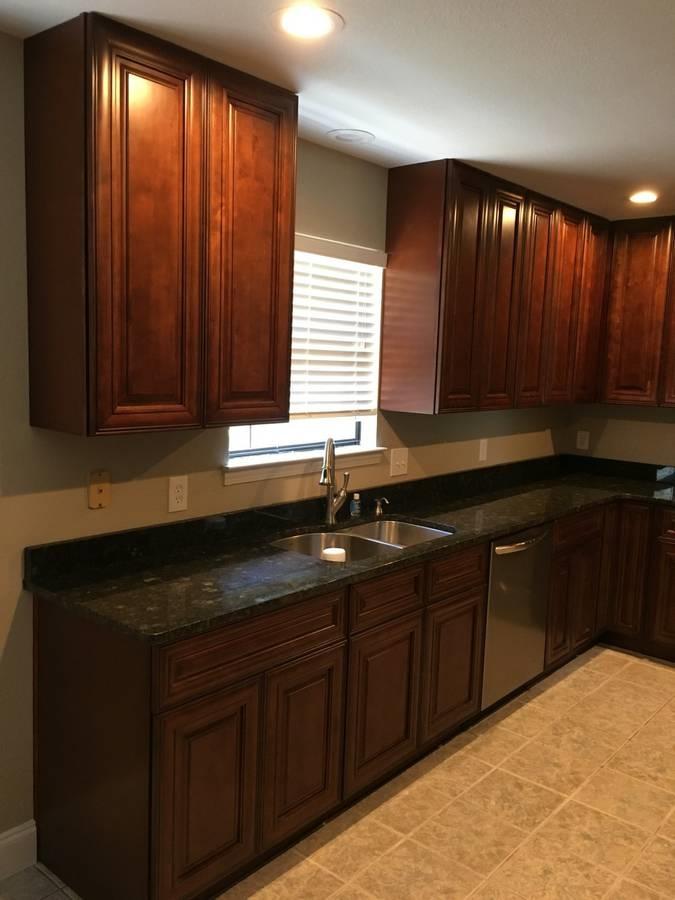 CASTELAR - Residential Lease