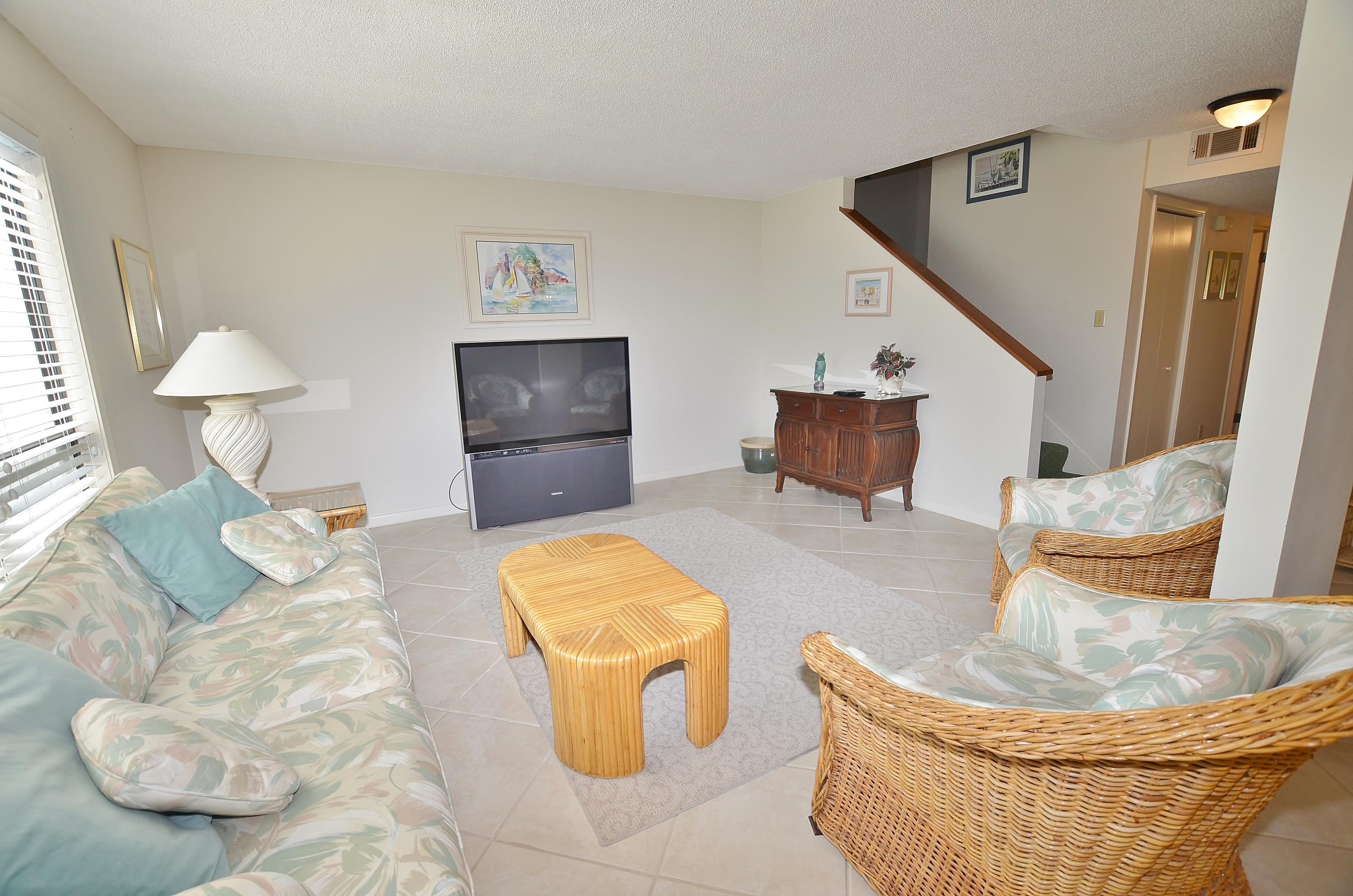 SANDPIPER VILLAGE CONDO - Residential Lease