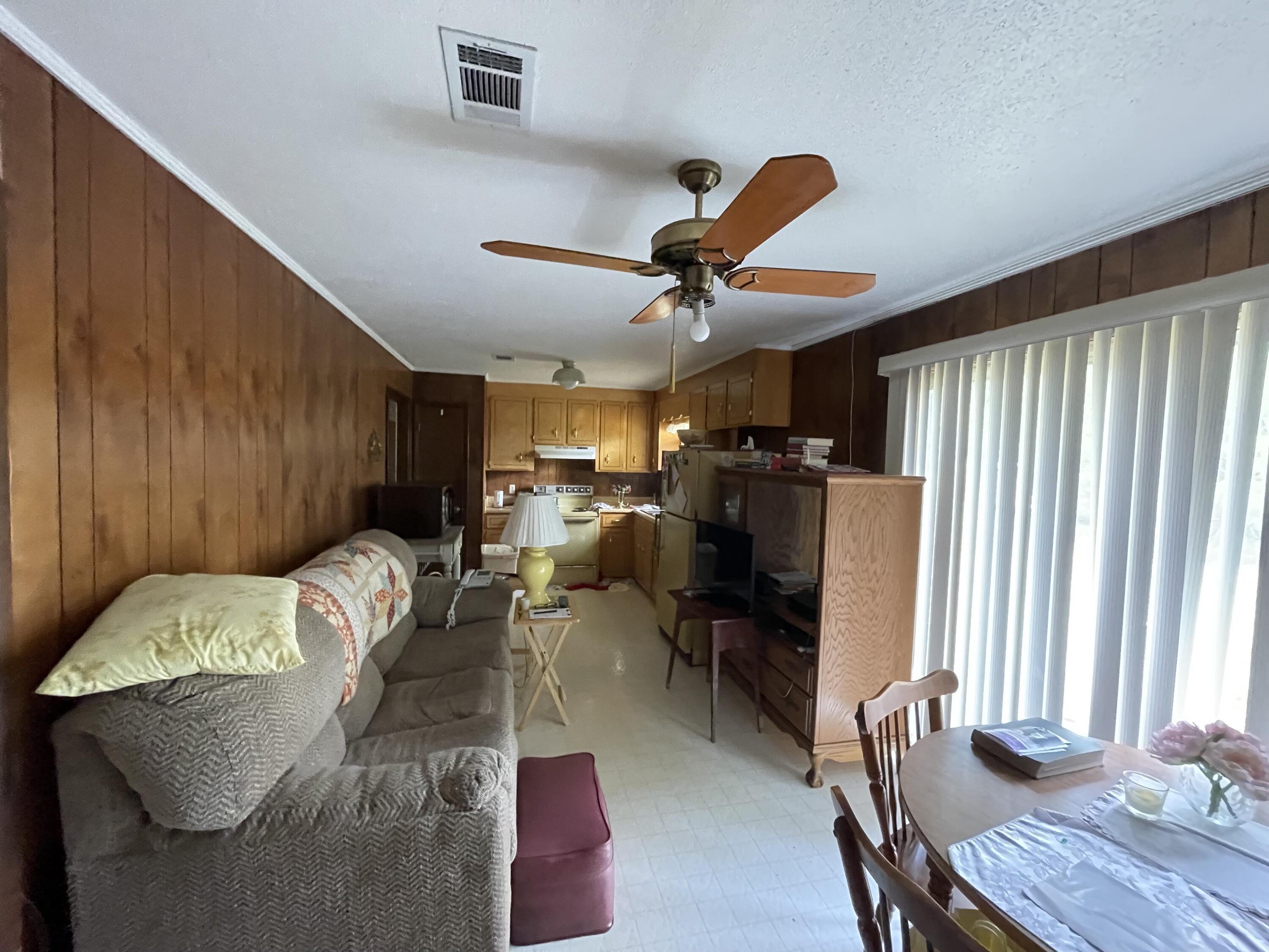 NO RECORDED SUBDIVISION - Residential