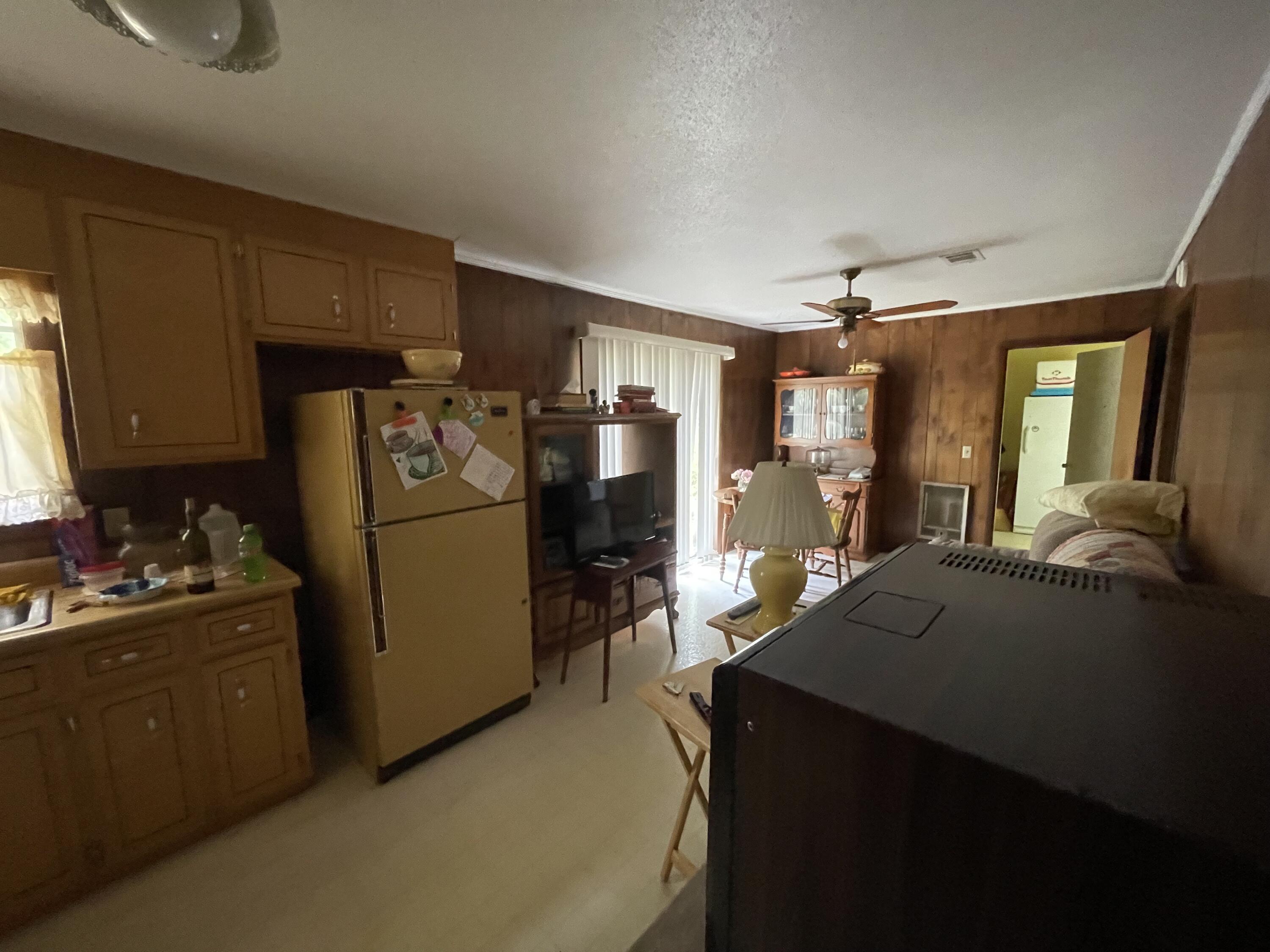 NO RECORDED SUBDIVISION - Residential