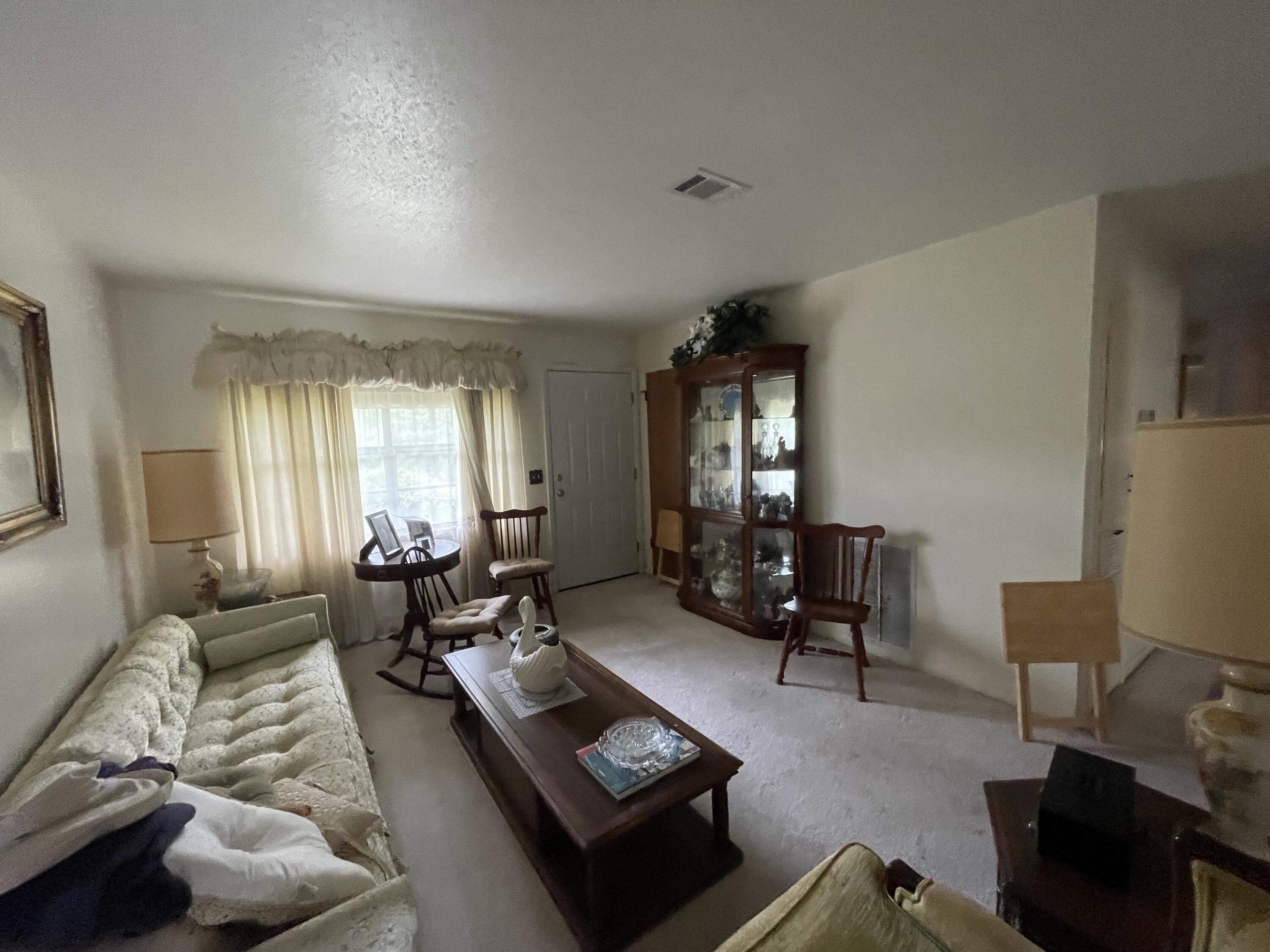 NO RECORDED SUBDIVISION - Residential