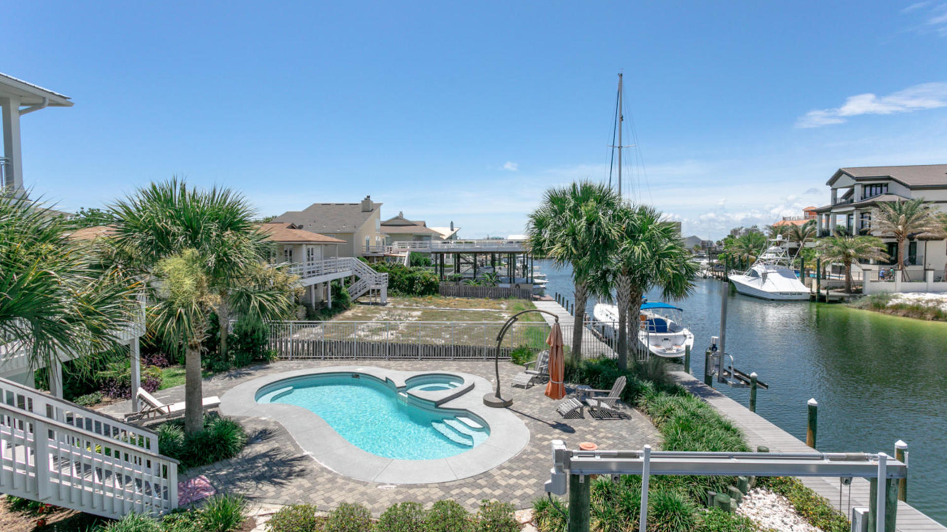 HOLIDAY ISLE - Residential