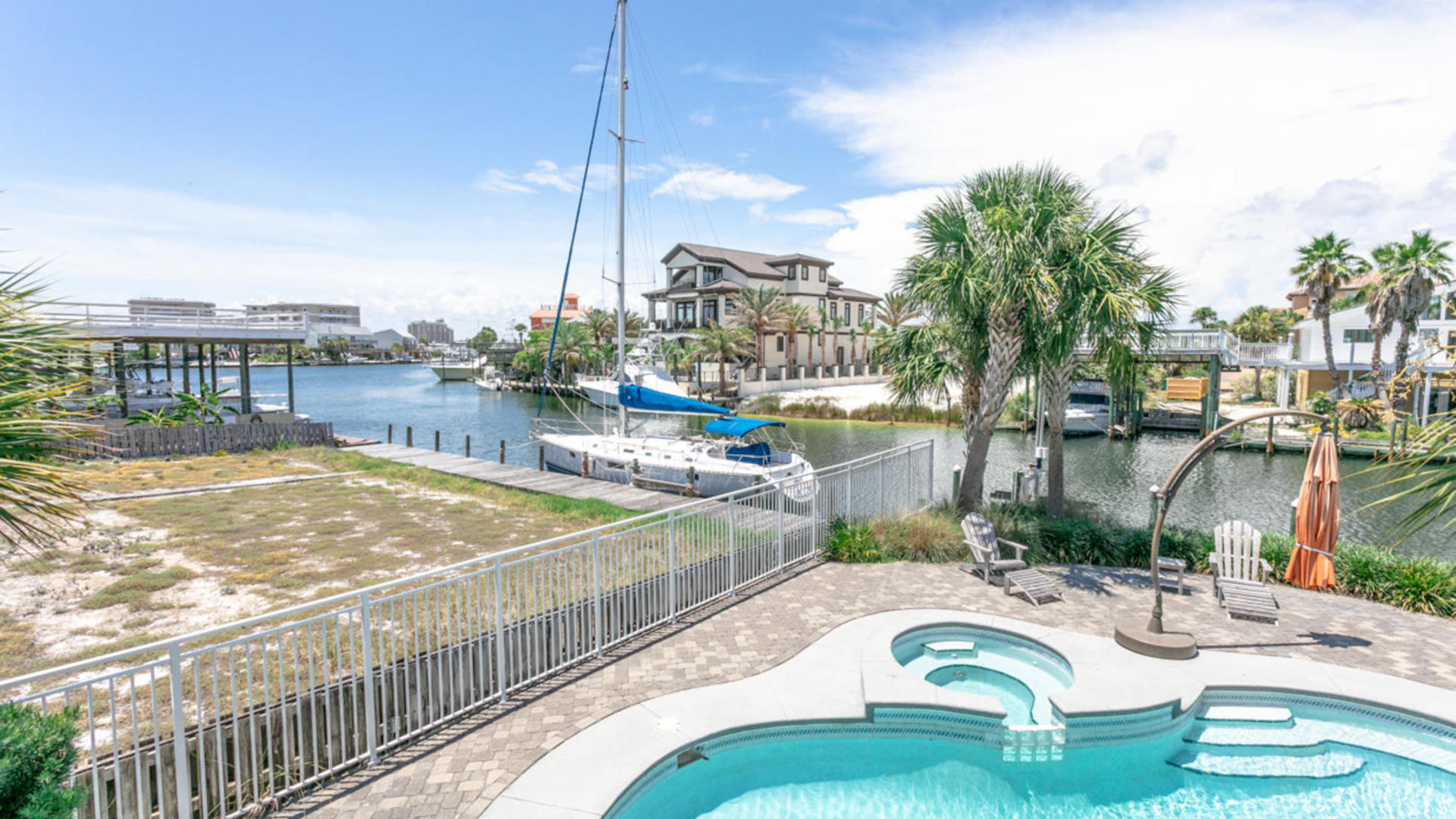 HOLIDAY ISLE - Residential