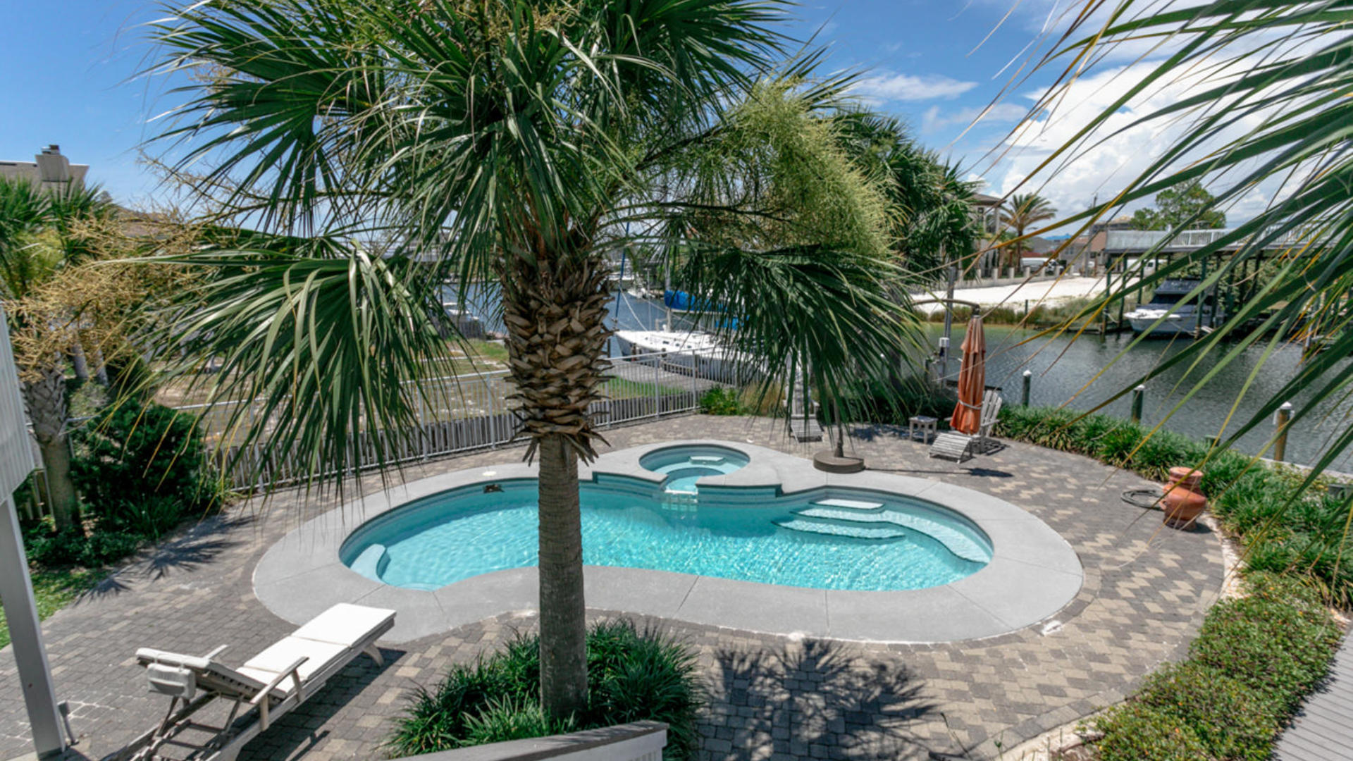 HOLIDAY ISLE - Residential