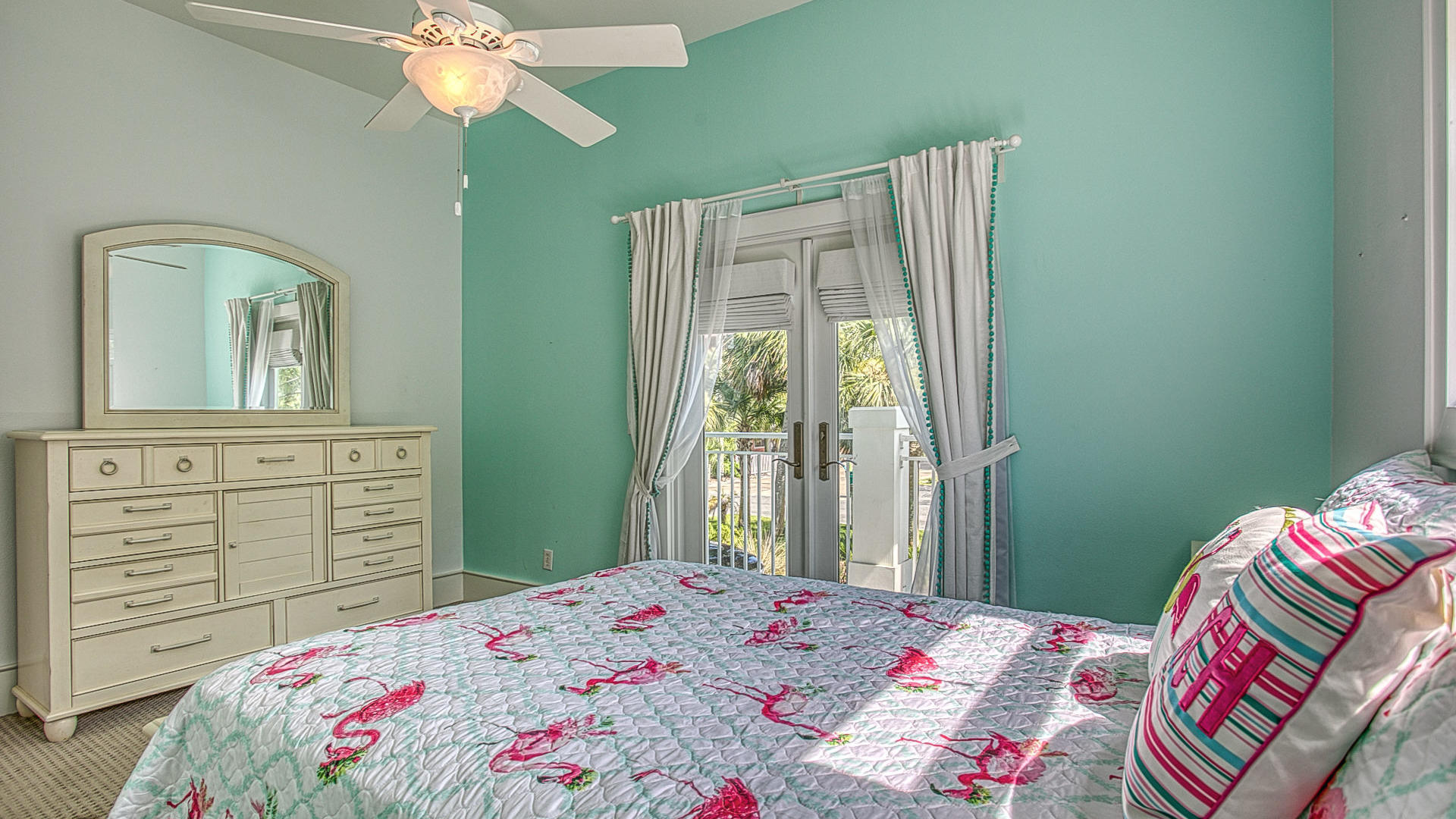 HOLIDAY ISLE - Residential