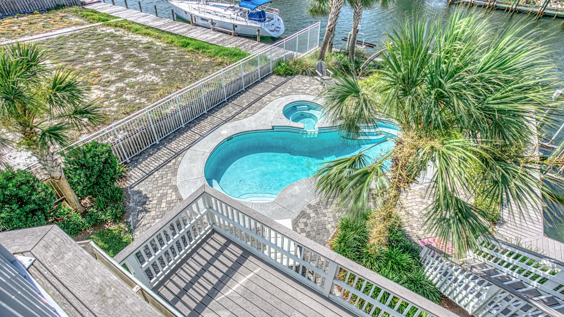 HOLIDAY ISLE - Residential