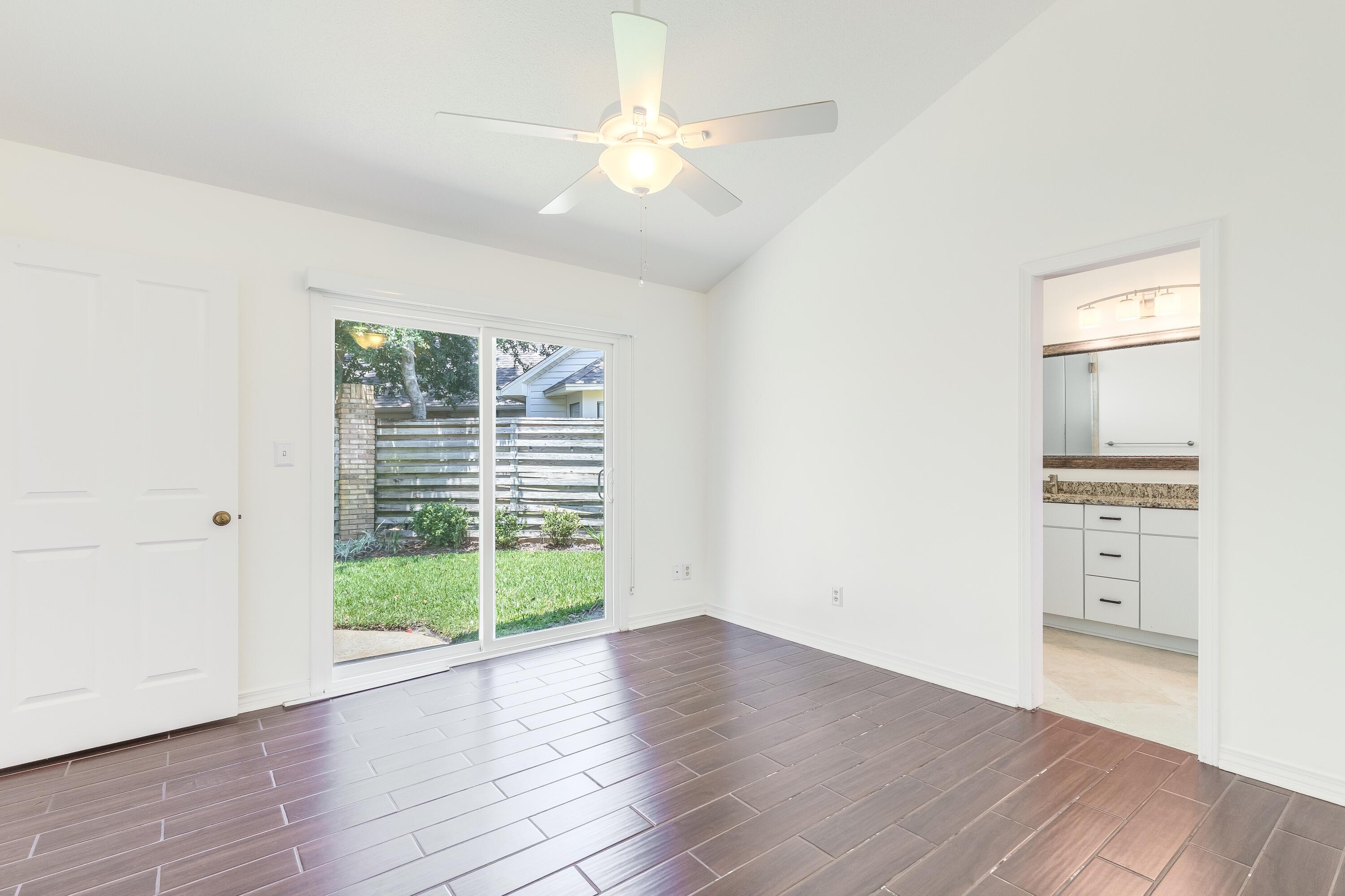 Deerwood Dr Ph 1 2 3 & 4 - Residential