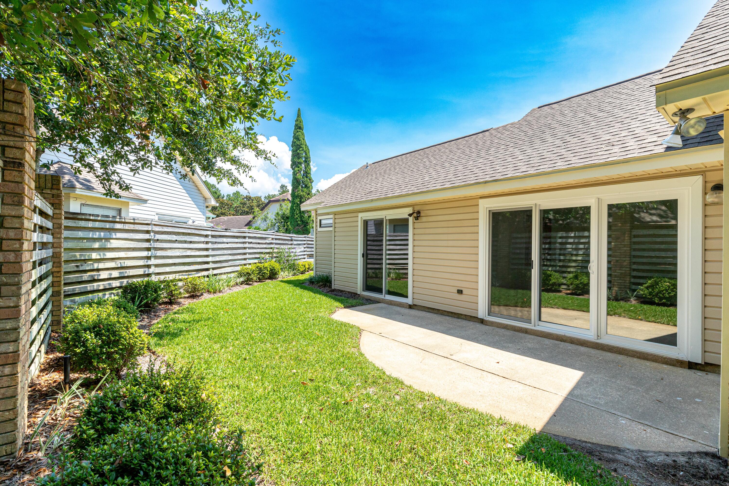 Deerwood Dr Ph 1 2 3 & 4 - Residential