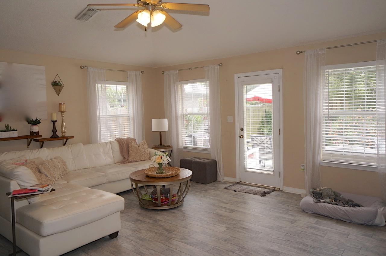 PARADISE RETREAT - Residential