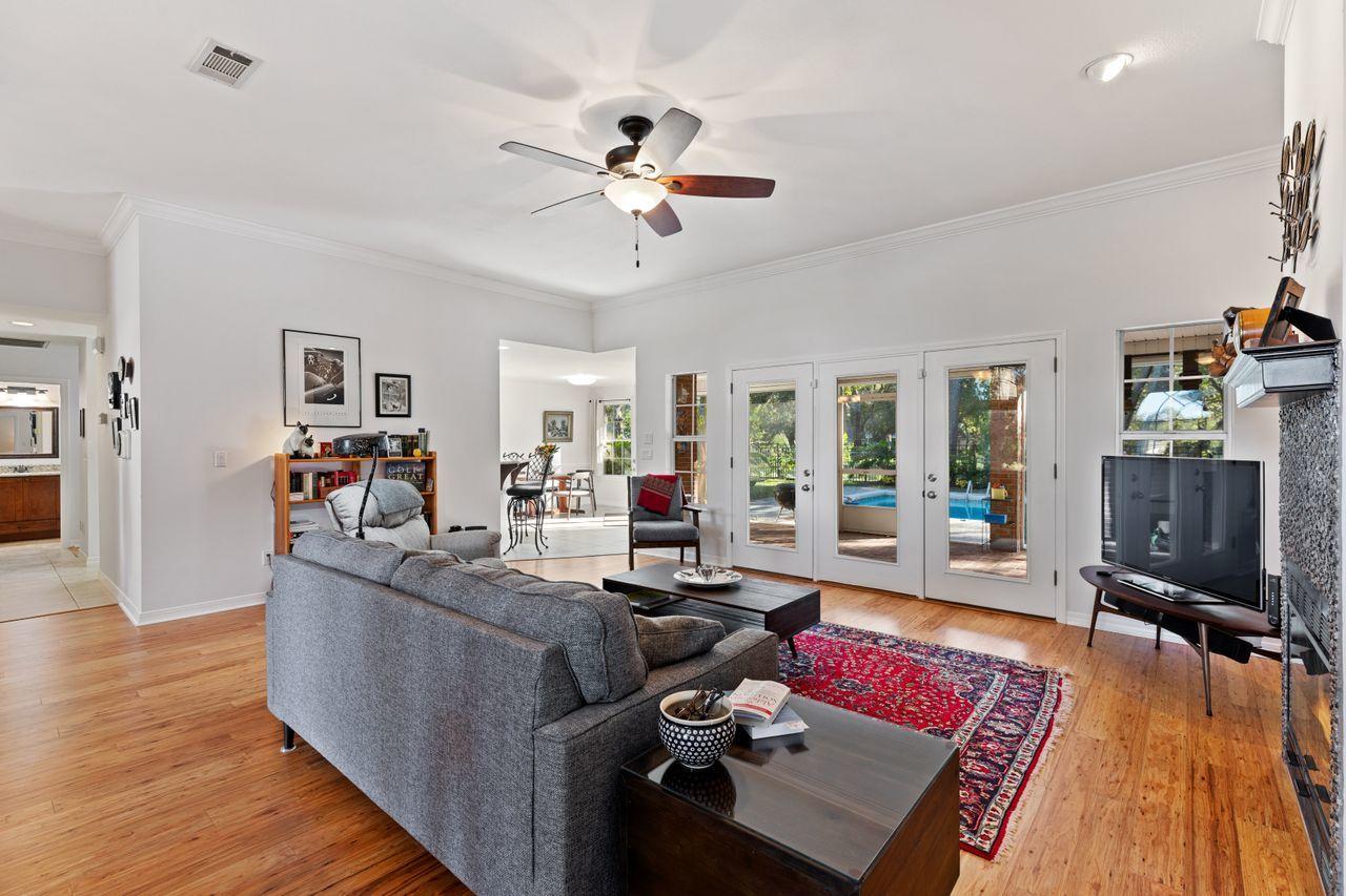 WINDWARD PH 3 - Residential