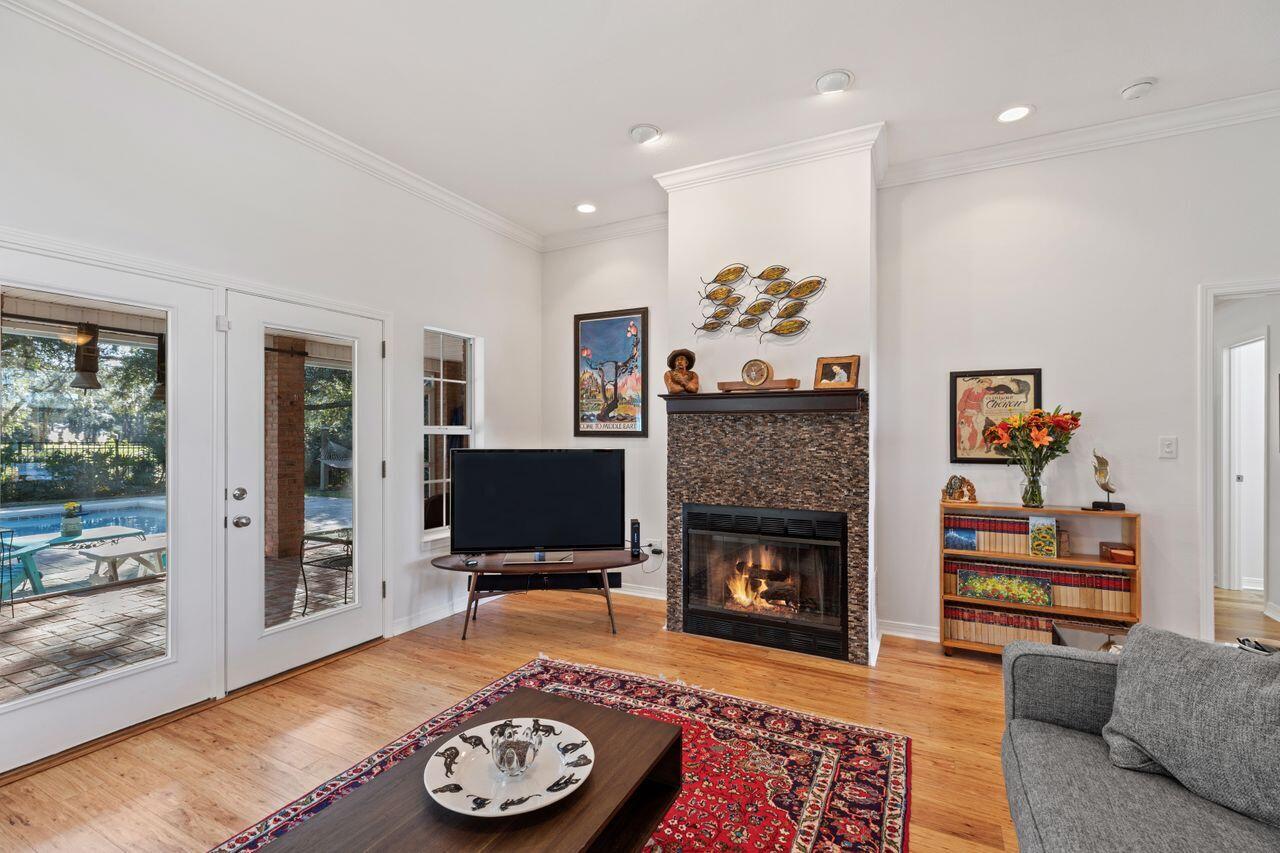 WINDWARD PH 3 - Residential