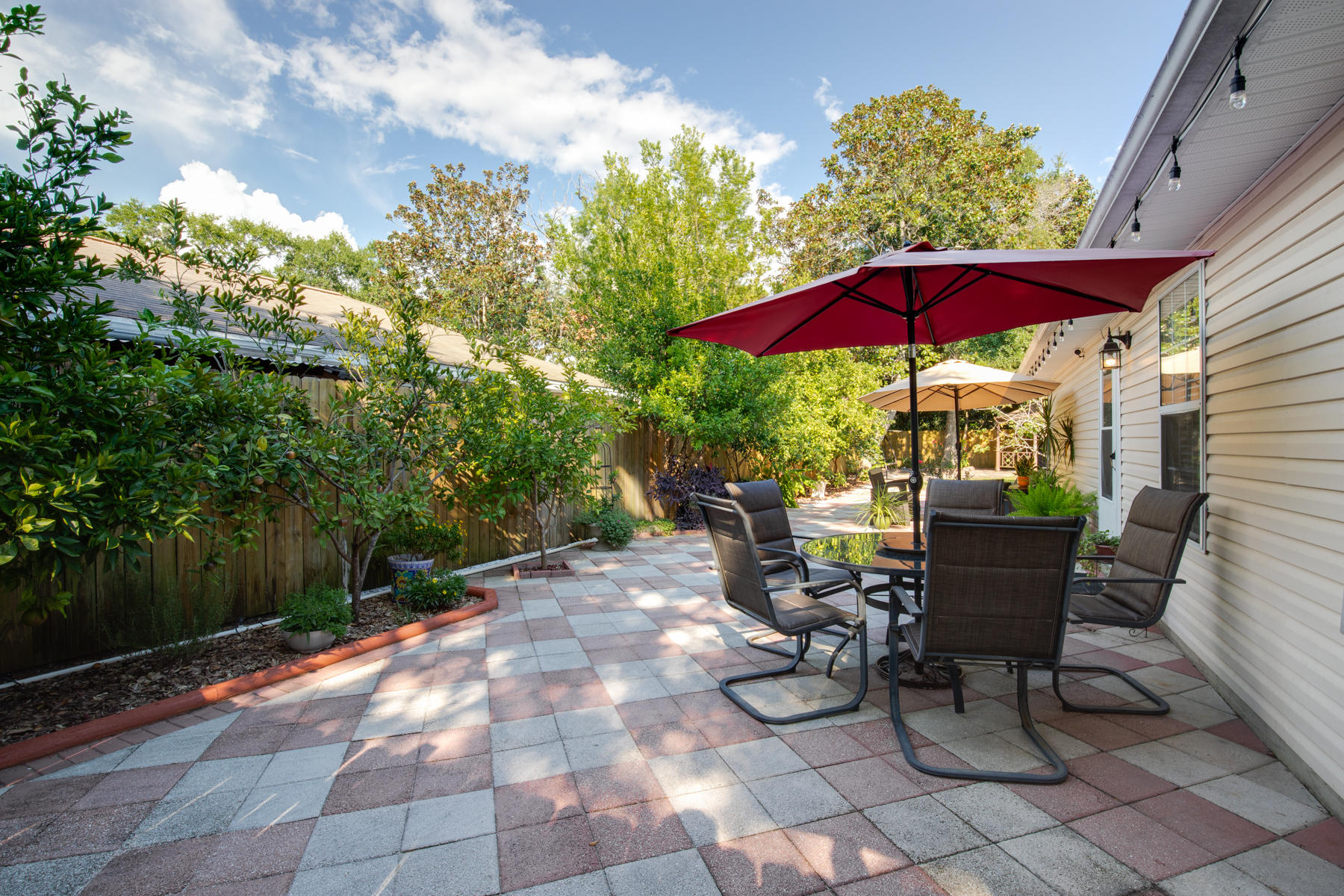 CENTRAL ADD TO FWB LOT 4 BLK 1 - Residential