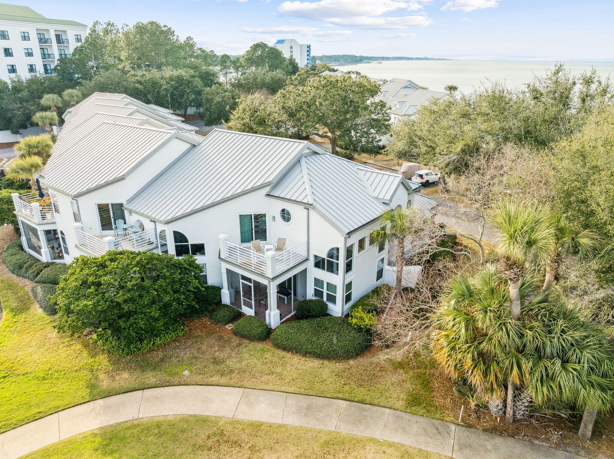 NORTHSHORE - Residential