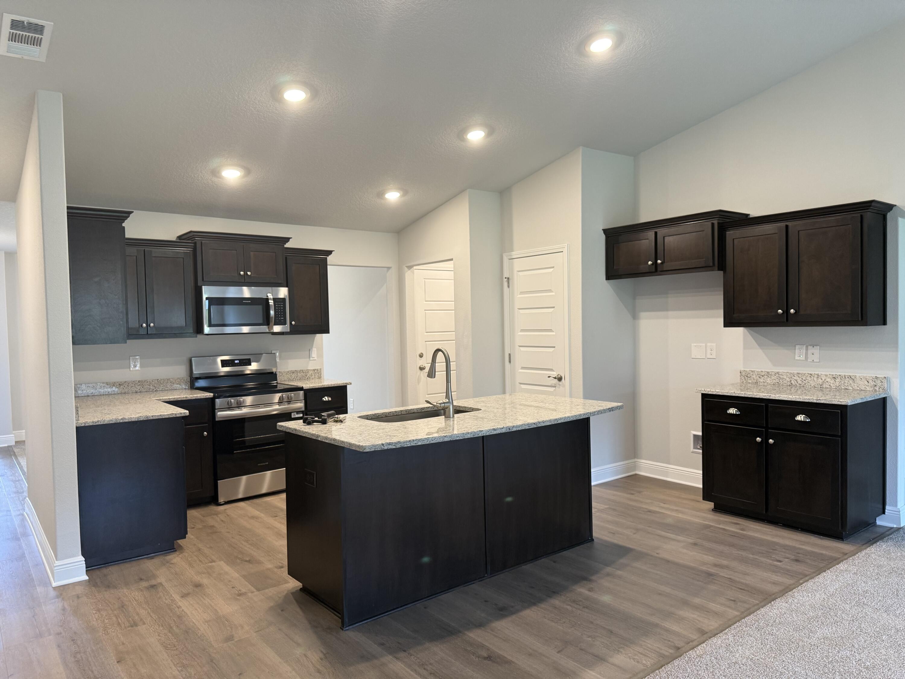 Ashton View - Residential