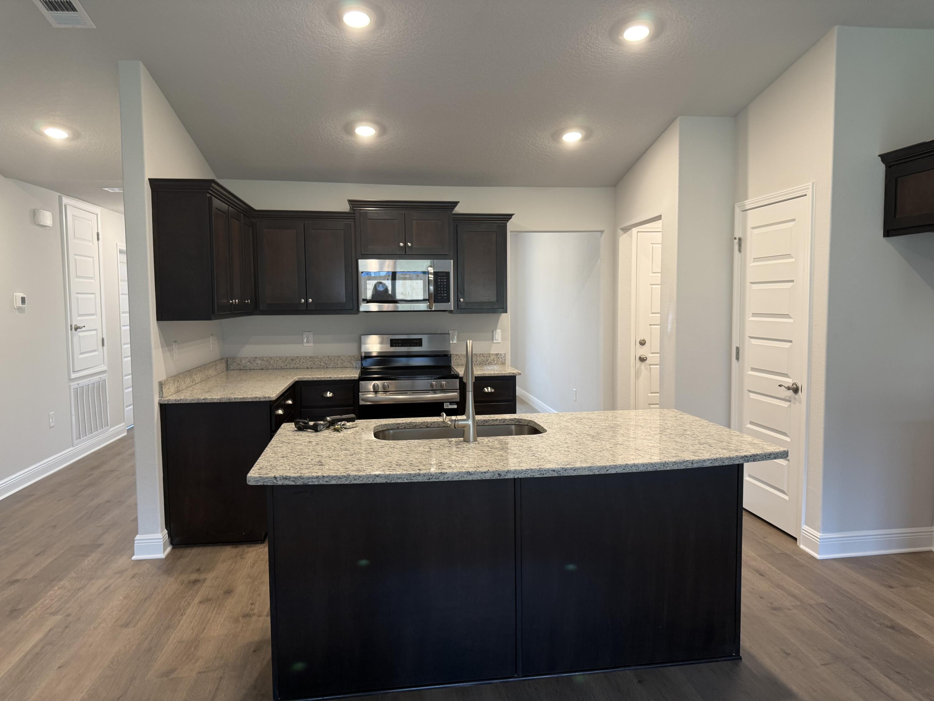 Ashton View - Residential