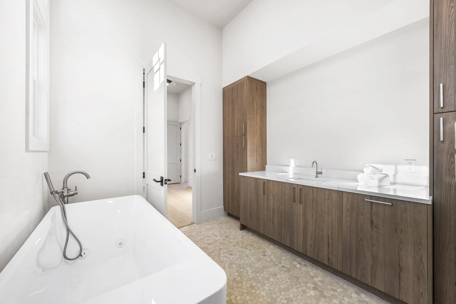 Inlet Beach, Florida, 32461, United States, 5 Bedrooms Bedrooms, ,7 BathroomsBathrooms,Residential,Active,1894250